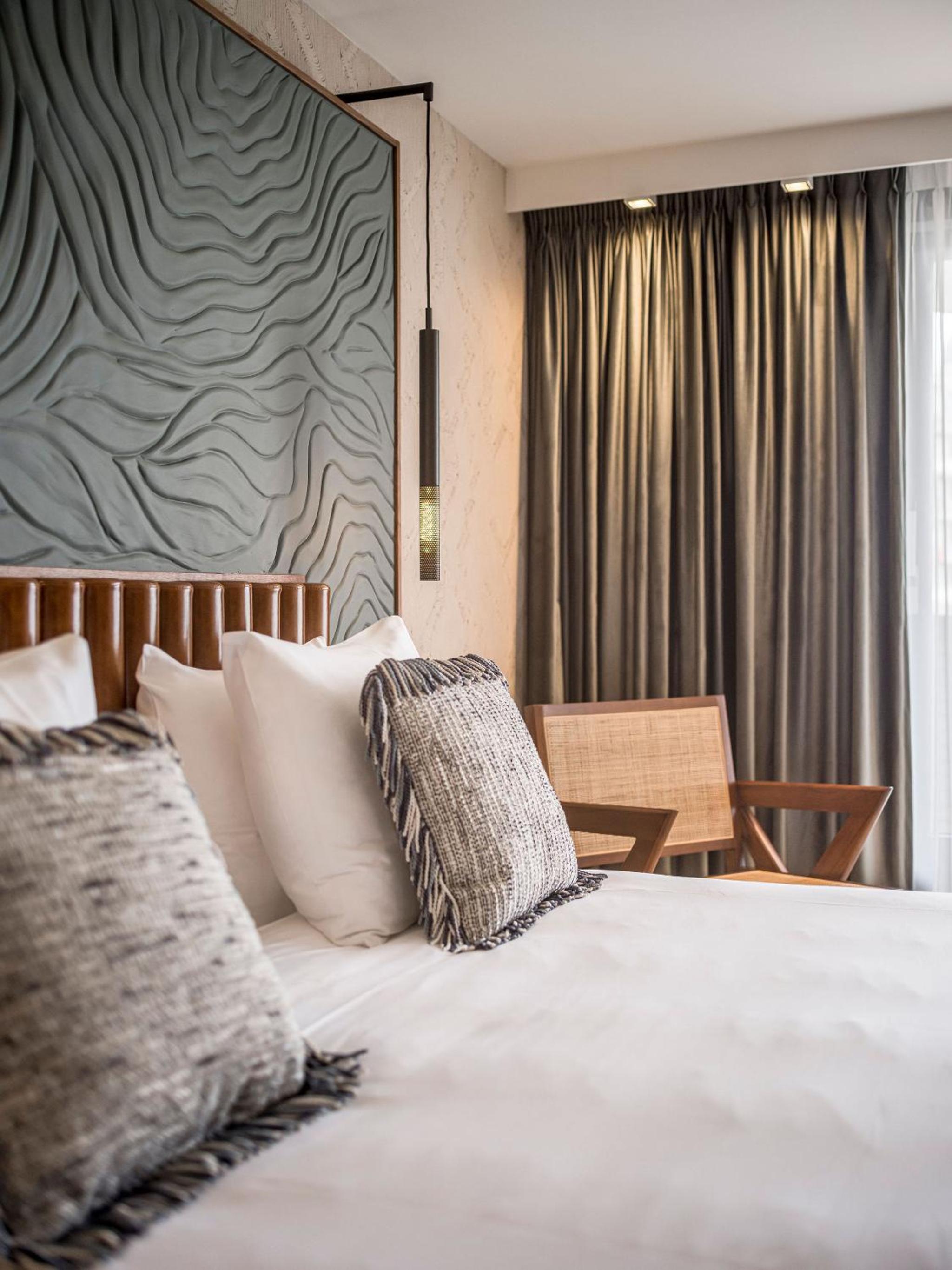 Dutch Delight Double Room with Balcony