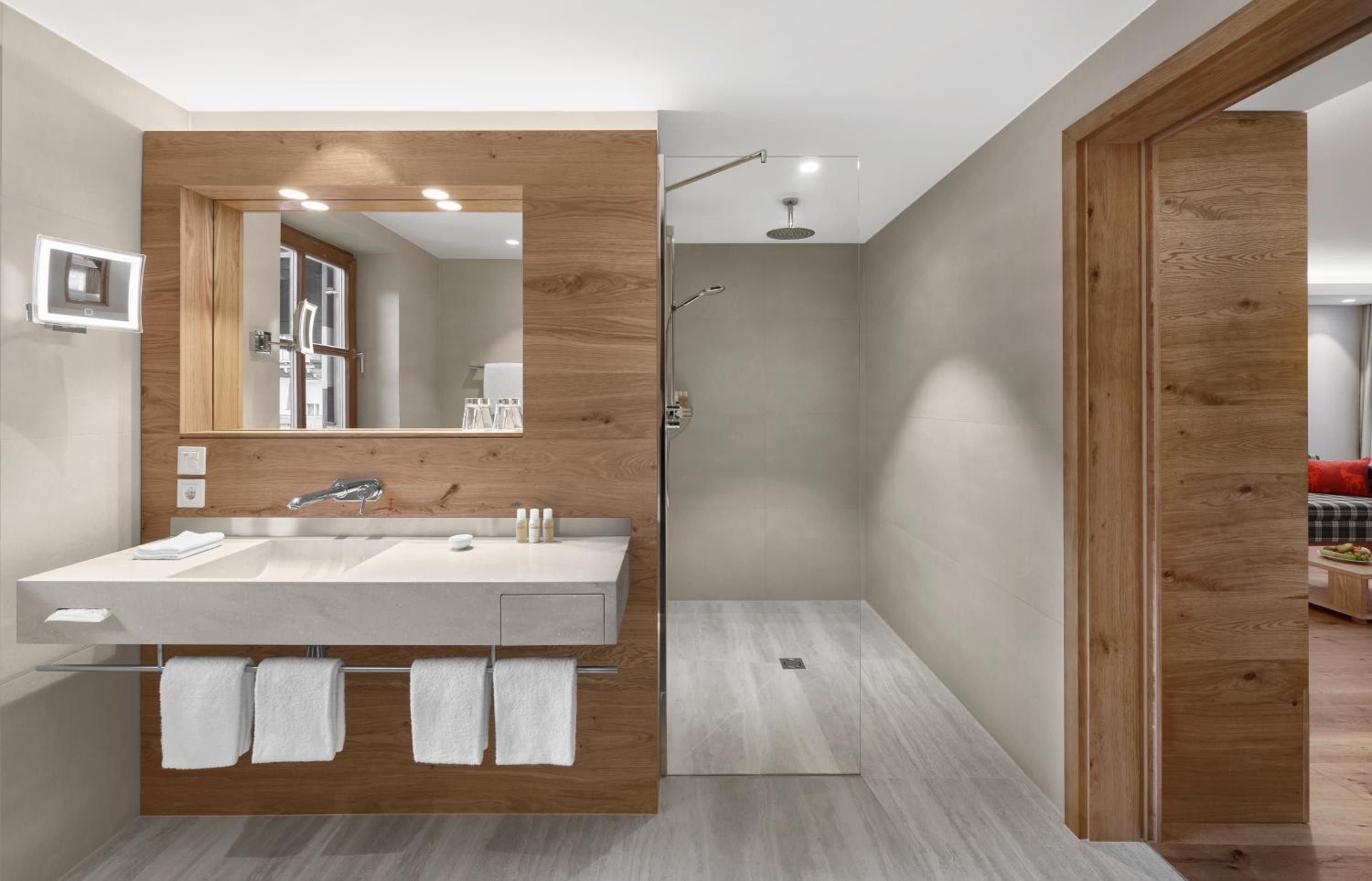 Junior Suite with Balcony