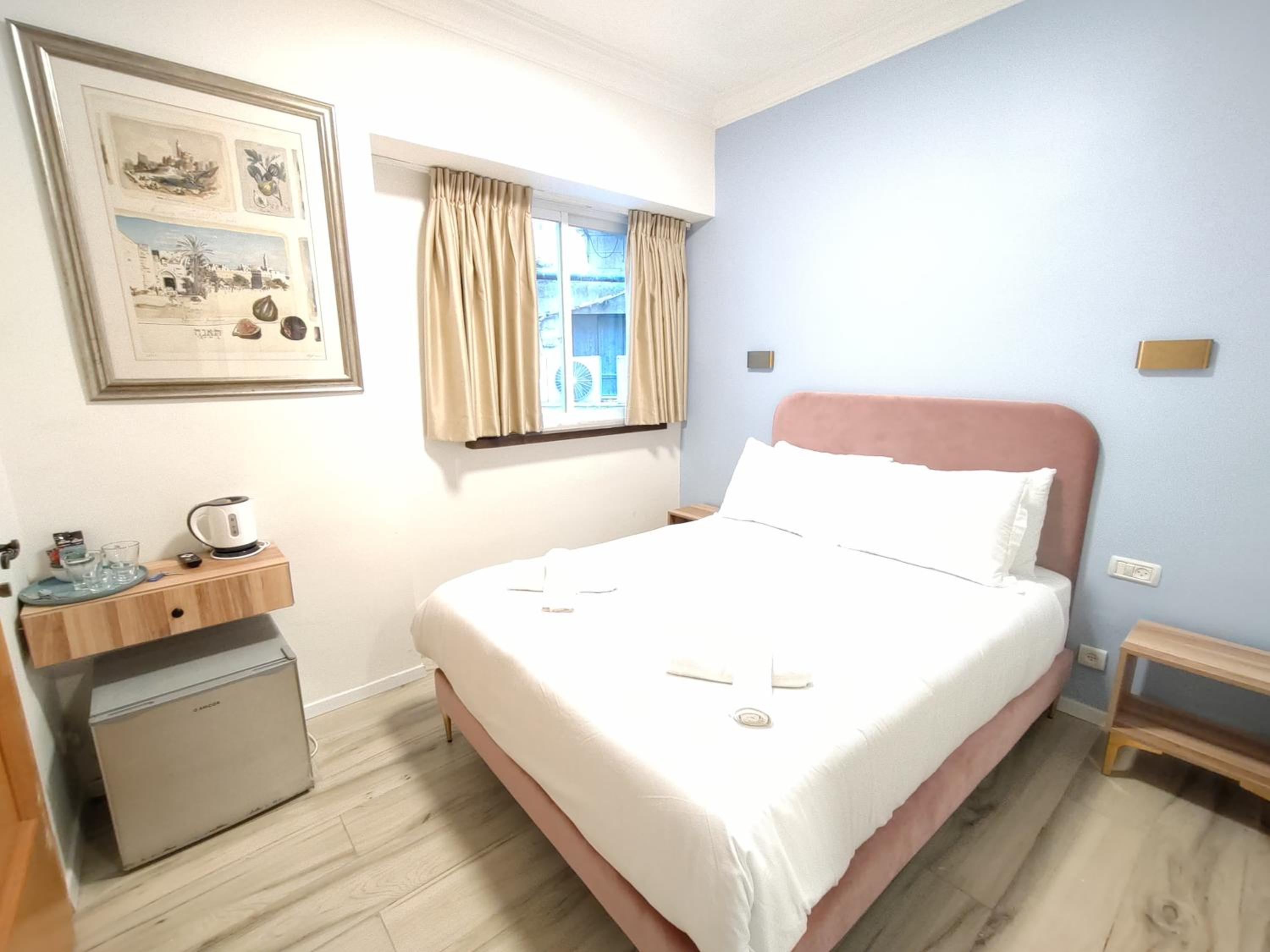 Standard Double or Twin Room with Garden View