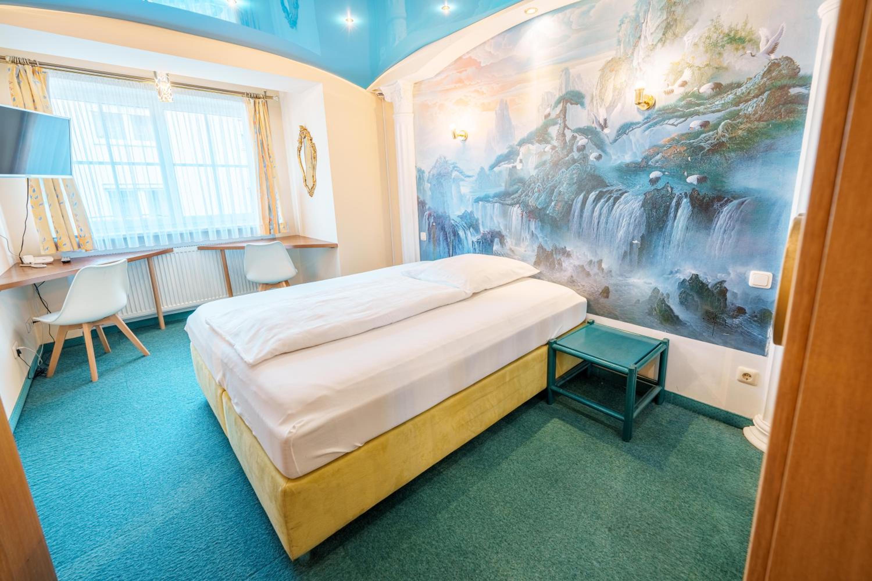 Superior Single Room