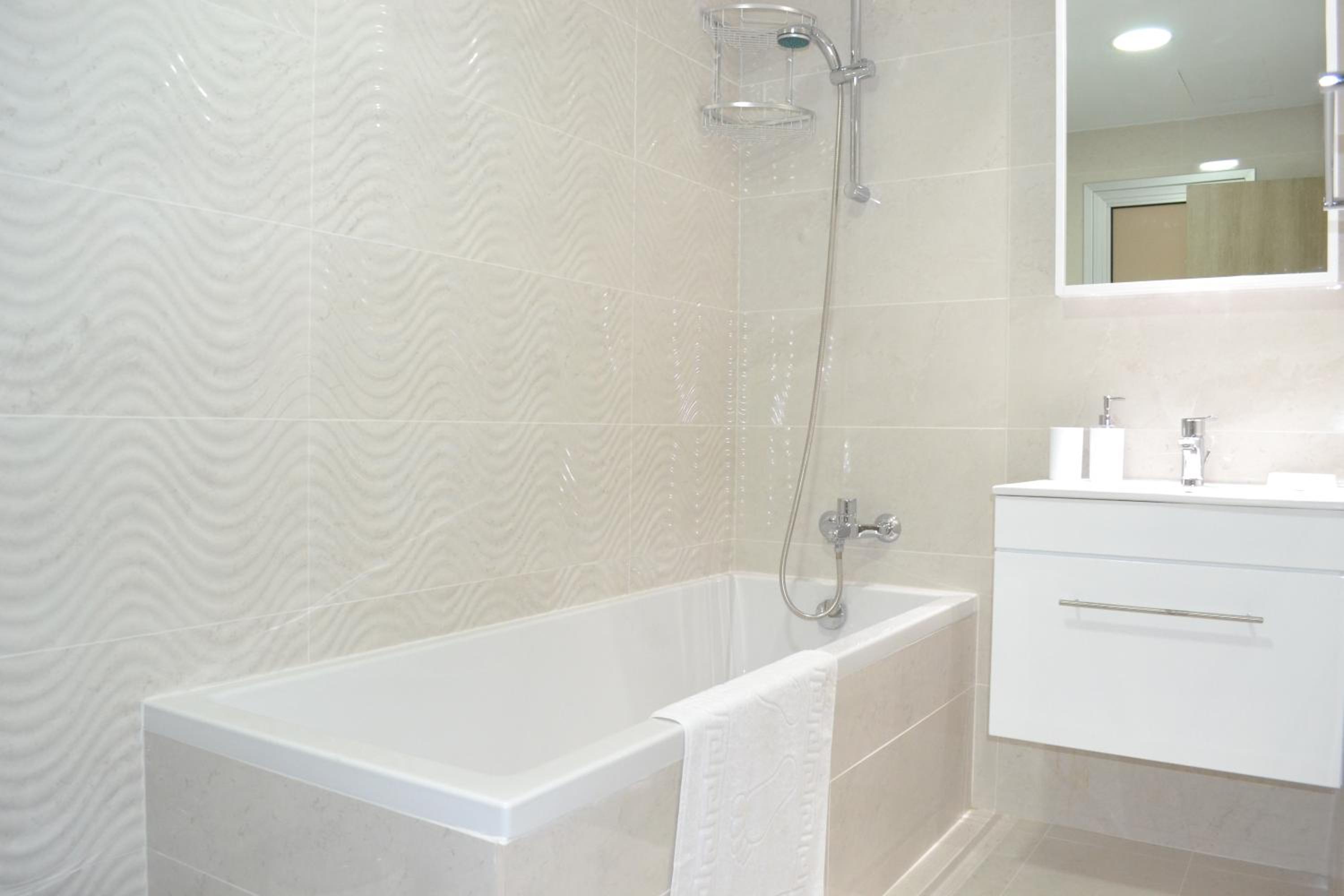 Deluxe Two-Bedroom Apartment