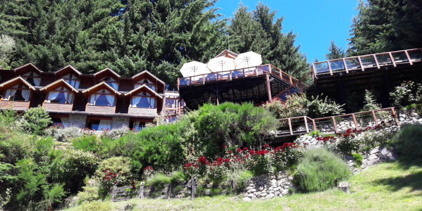 Double or Twin Room with Lake View