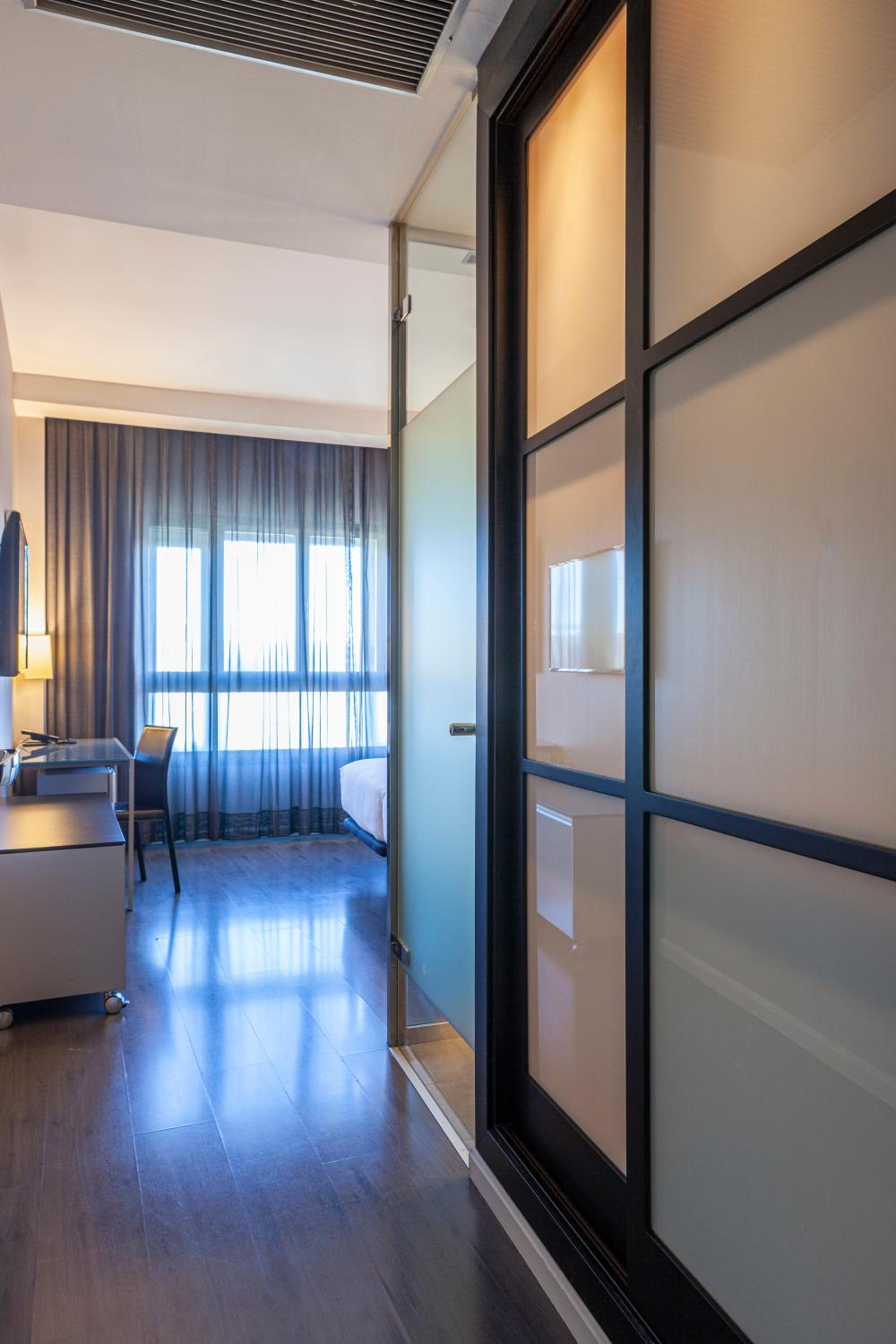 Double room, Guest room, 1 King