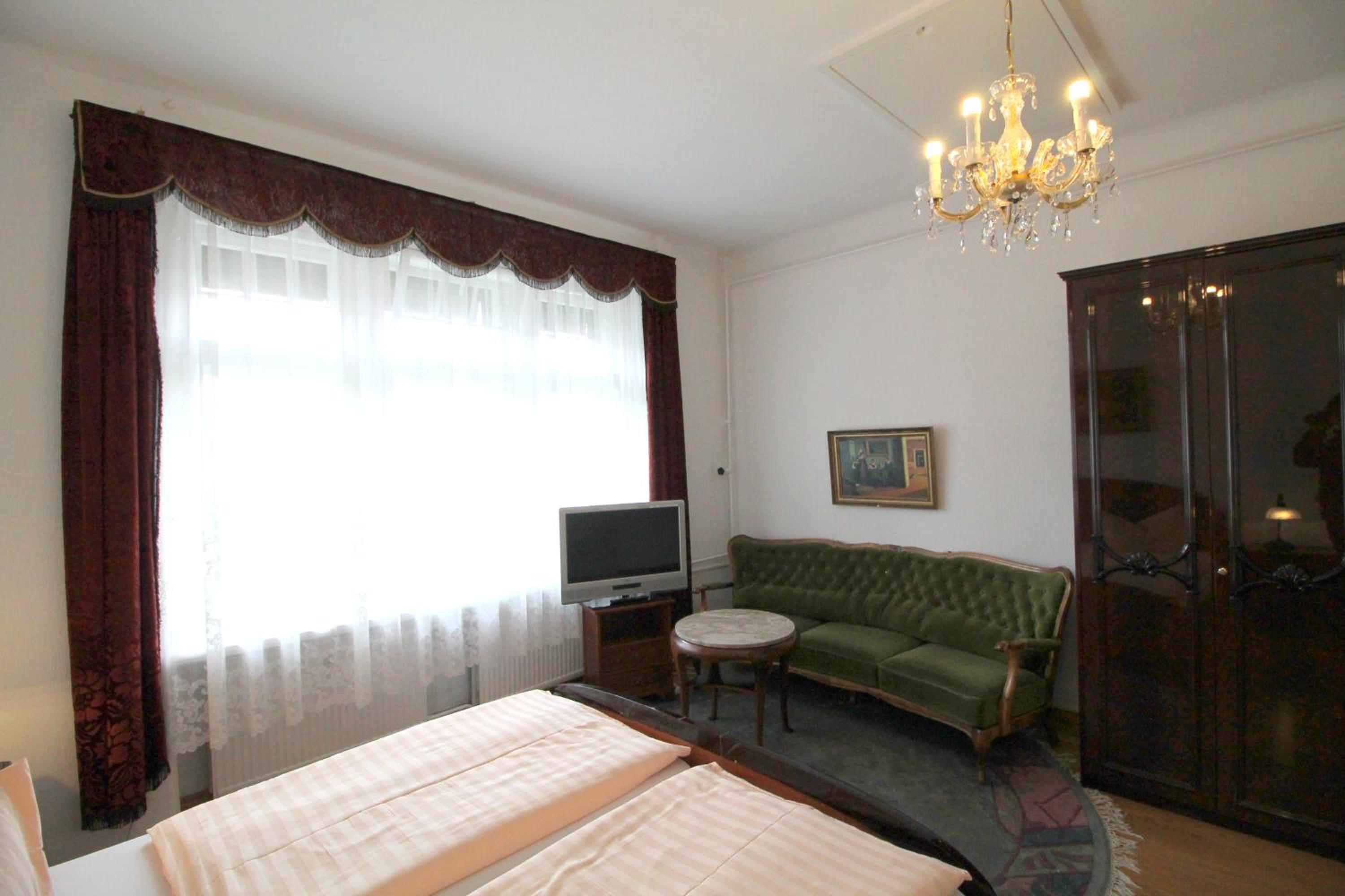 Classic Quadruple Room