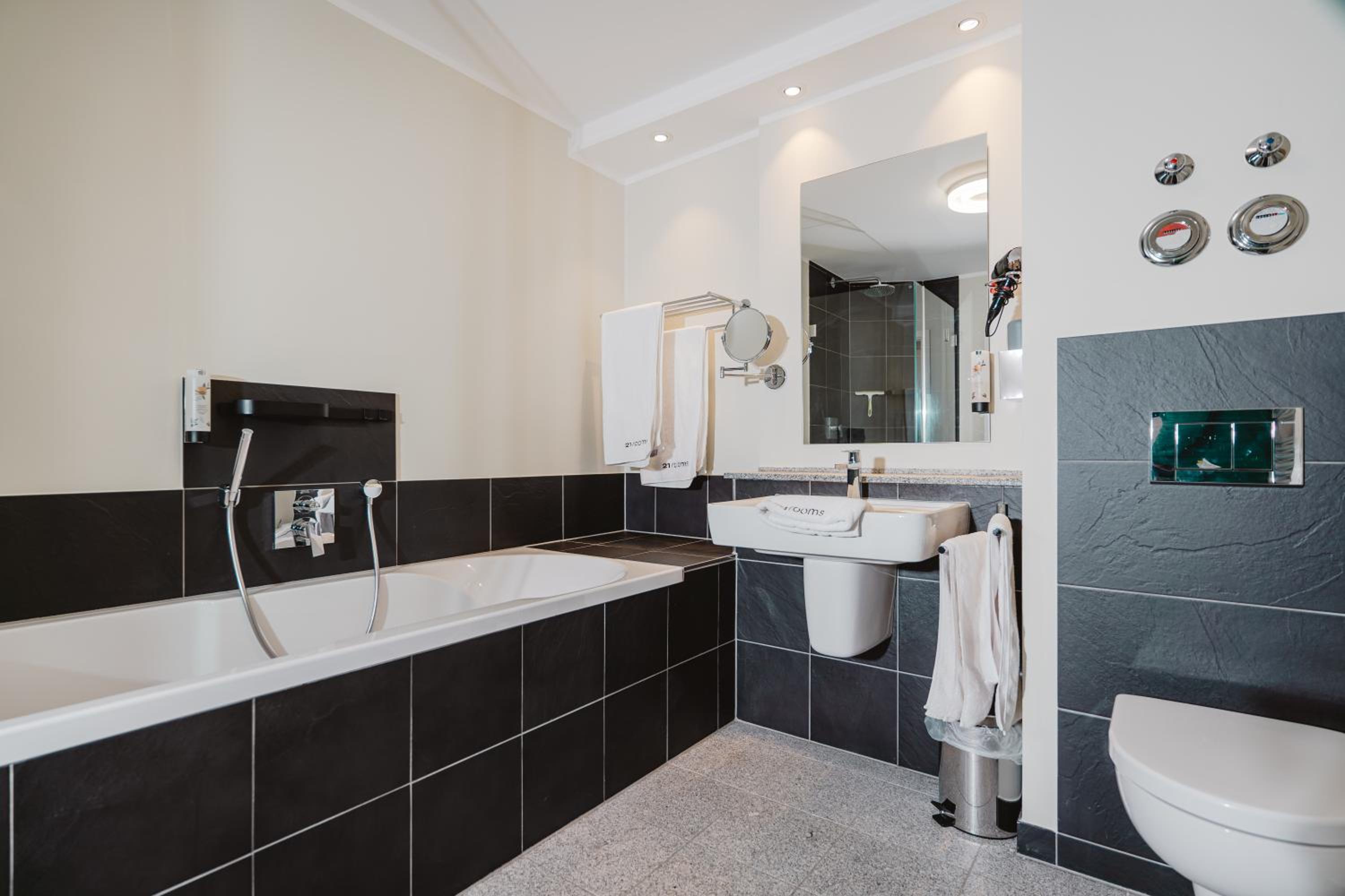 Apartment - Split Level