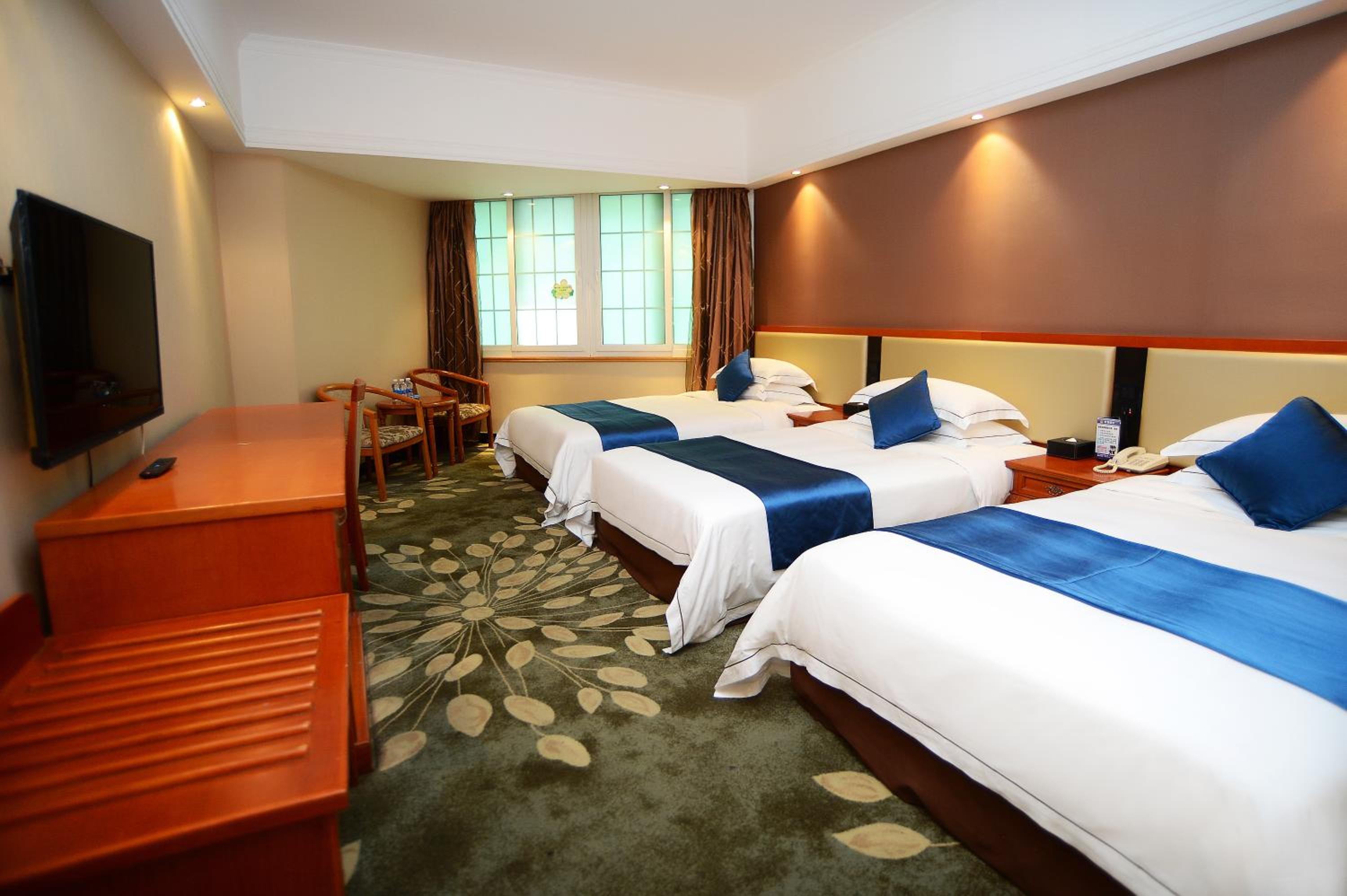 Deluxe Triple Room