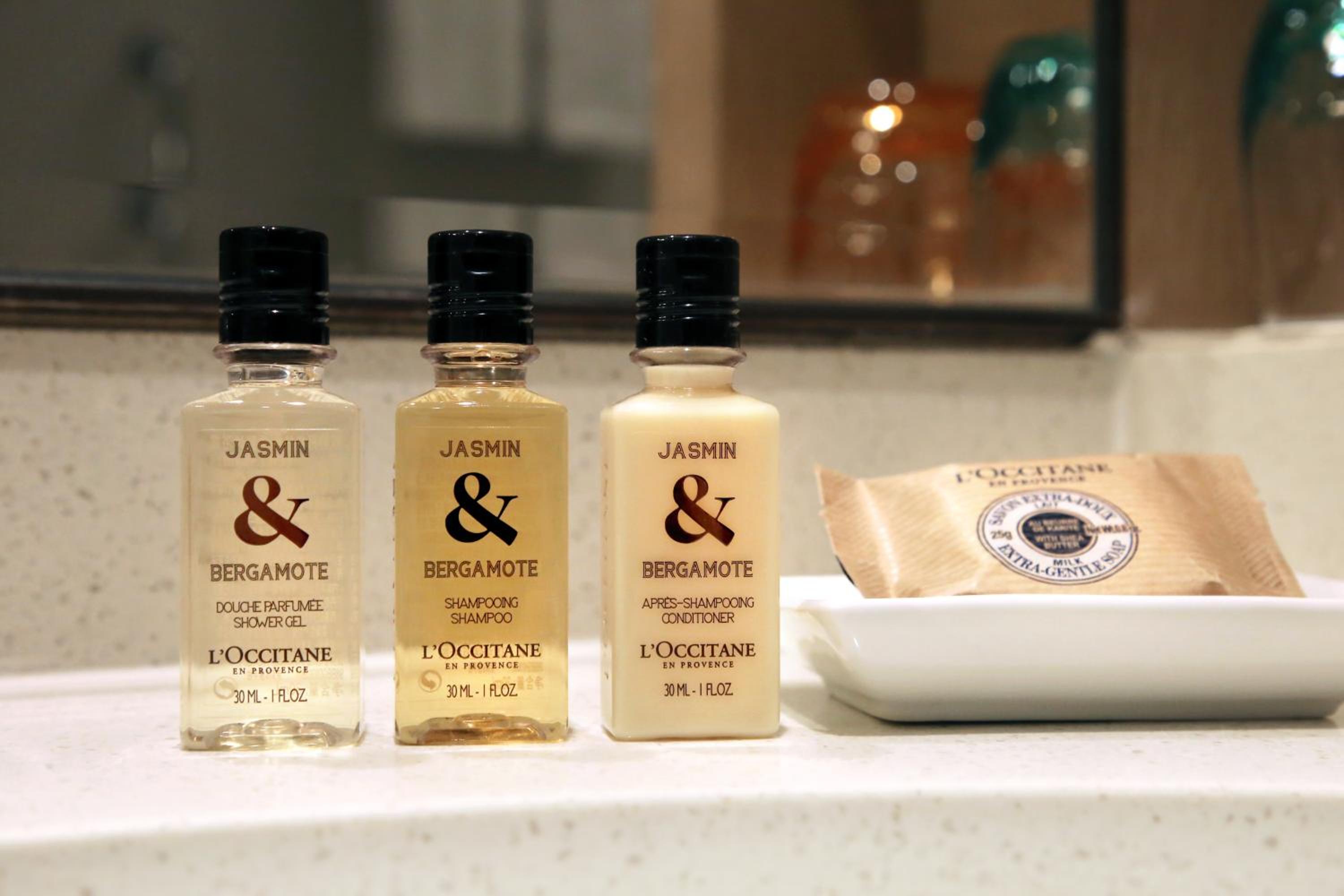 Deluxe Grand King Room - City Wing 