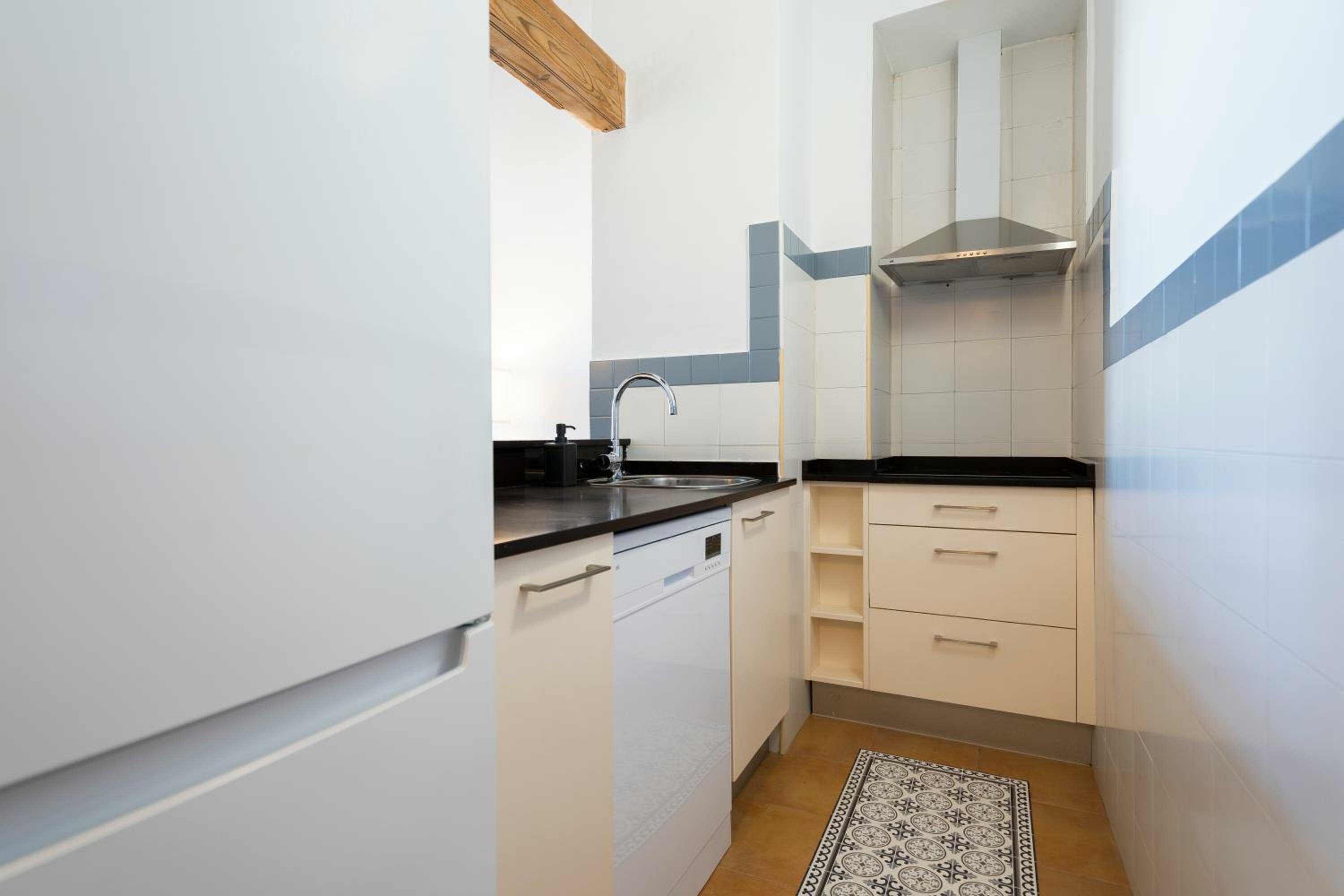 Apartment with Balcony