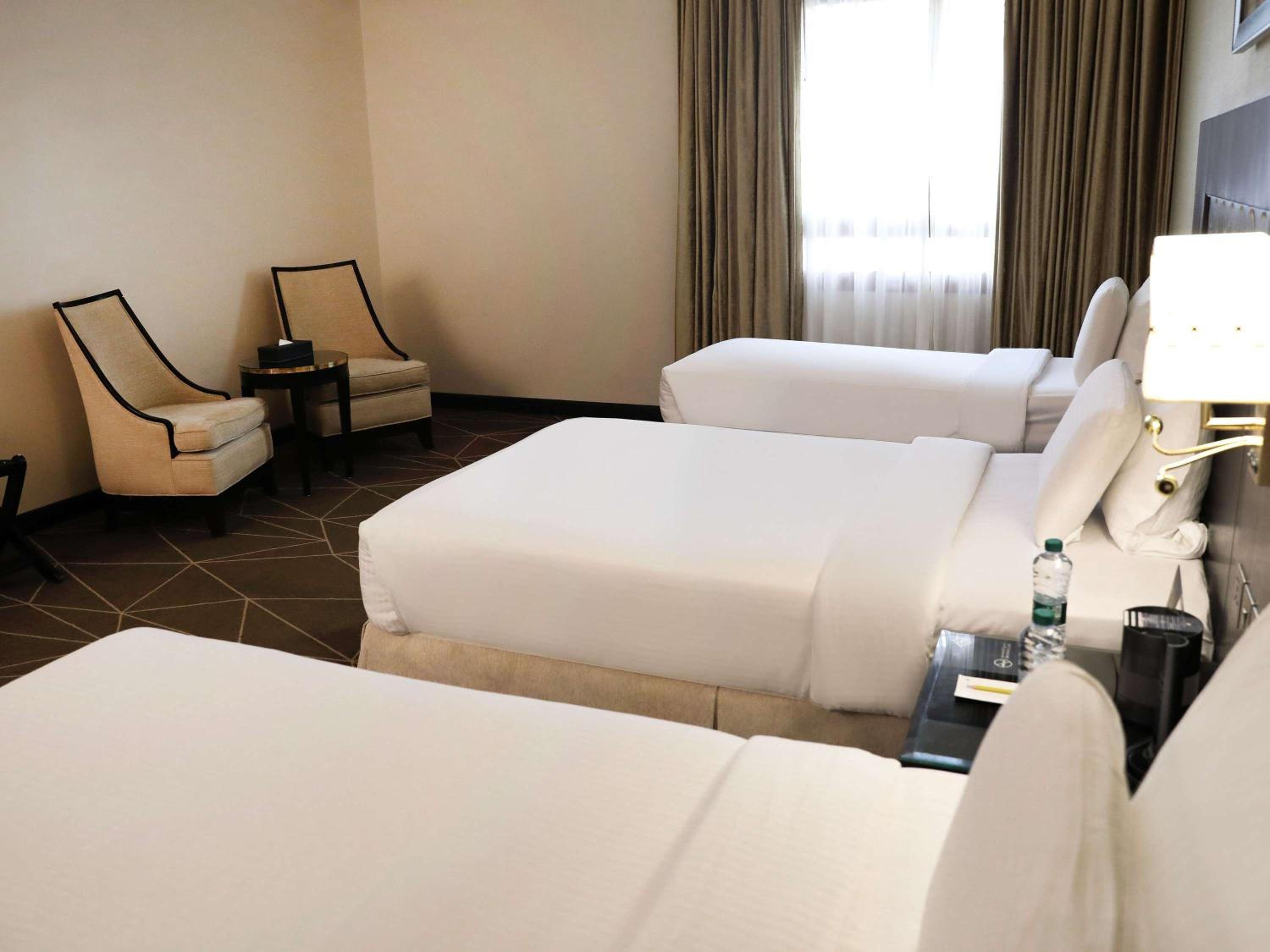 Classic King Room with Patio View