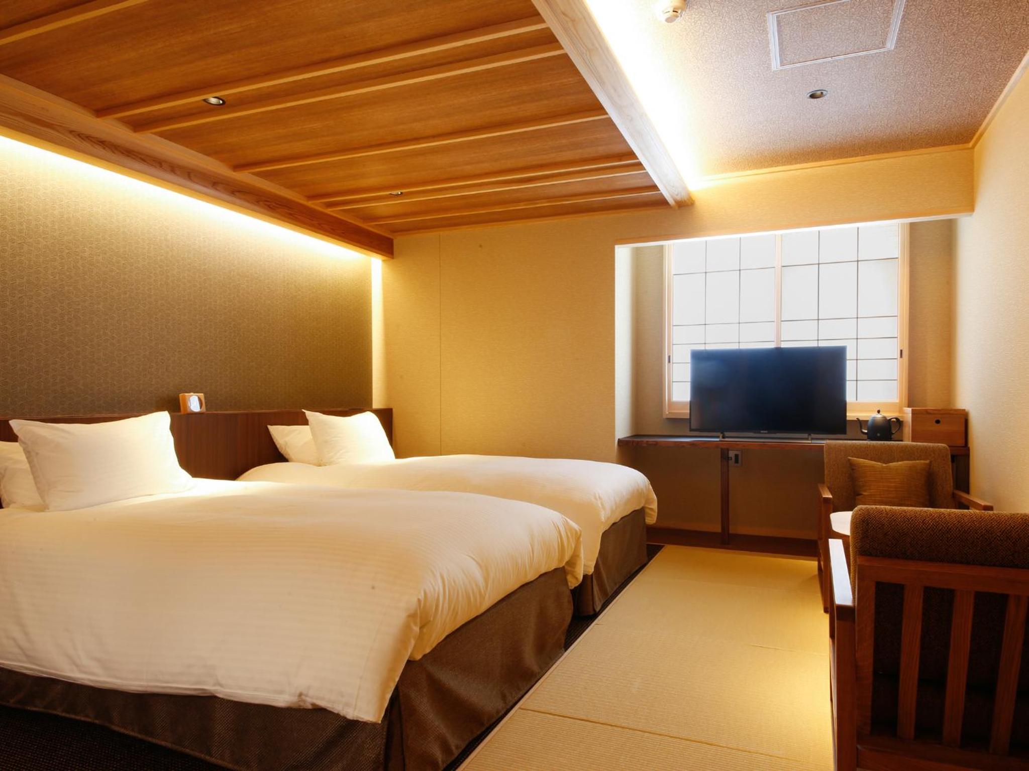 Moderate Twin Room D - Non-Smoking (3rd-4th Floor)