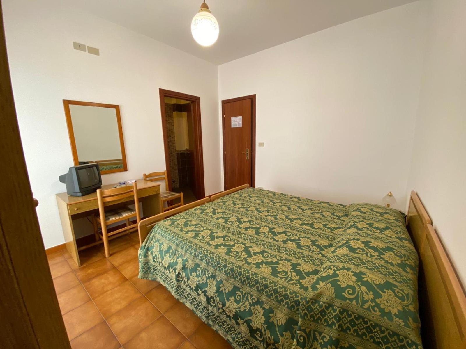 Double or Twin Room with Pool View