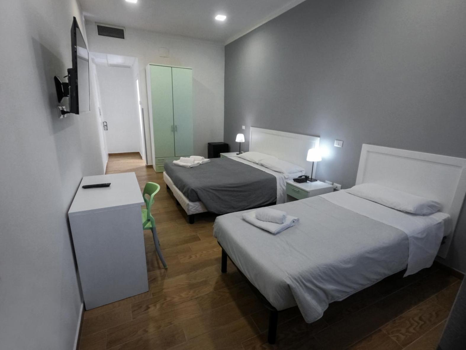 Triple Room with Private Bathroom