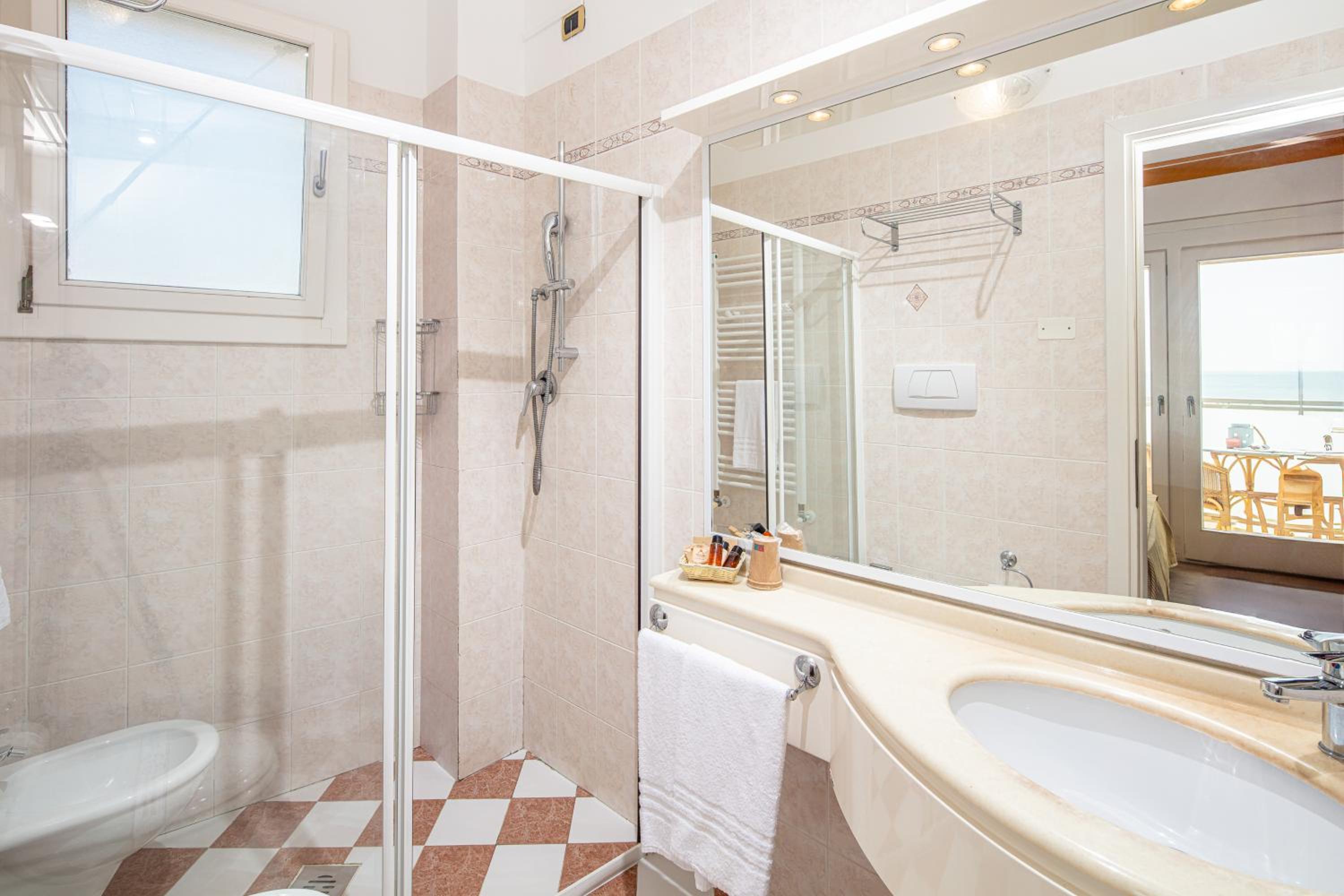 Classic Family Room with Sea View