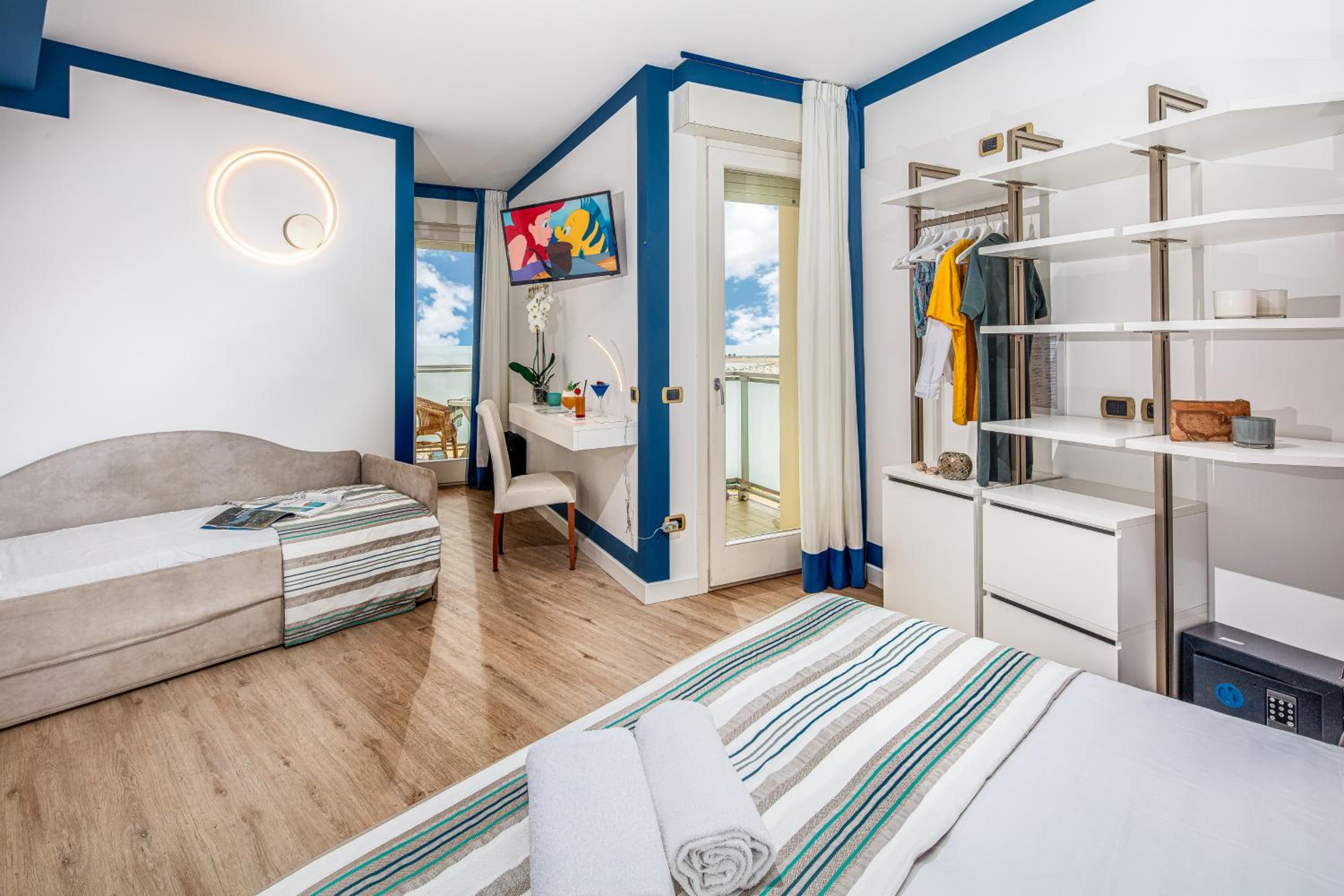 Classic Family Room with Sea View