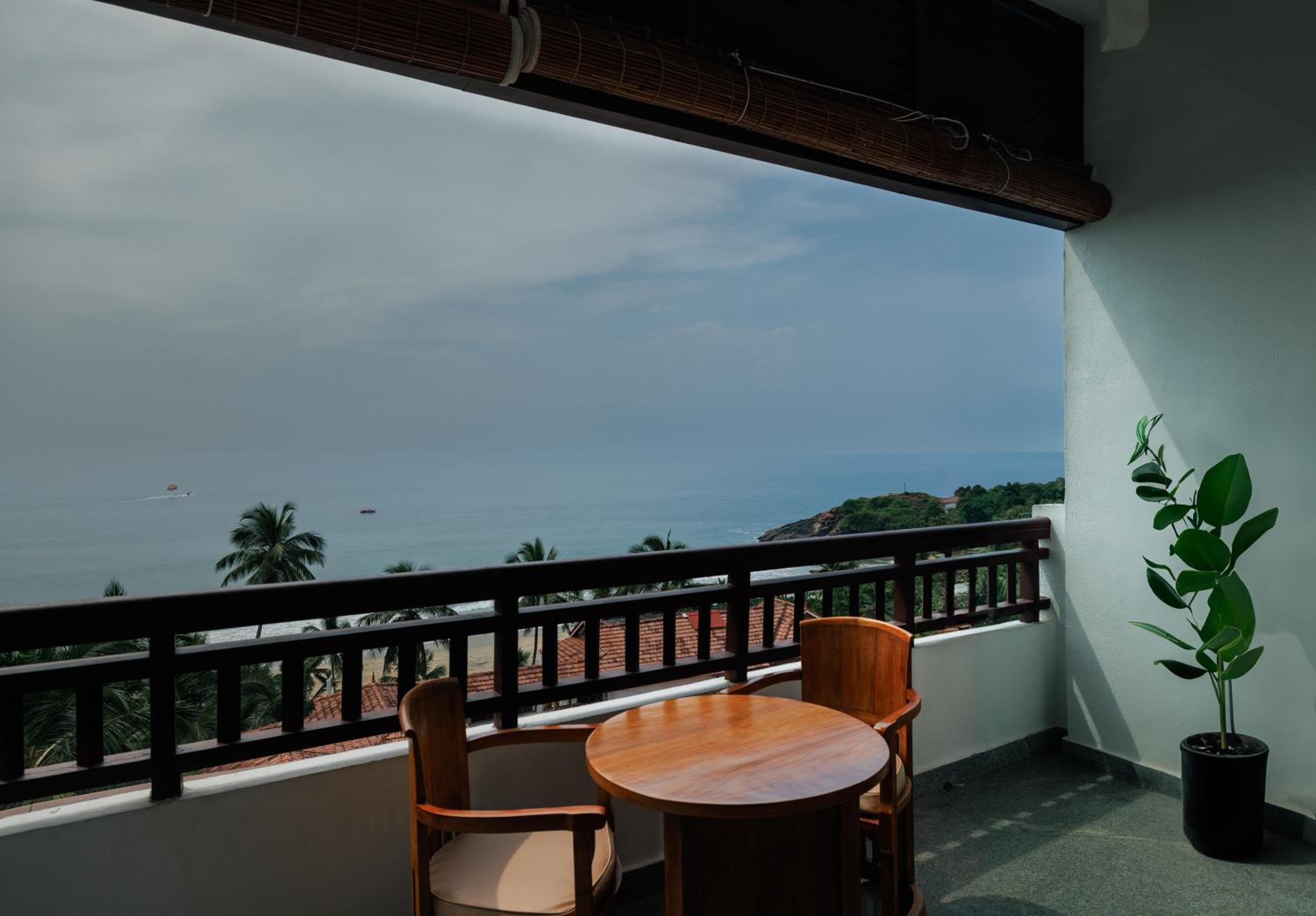 Arabian Sea View Room