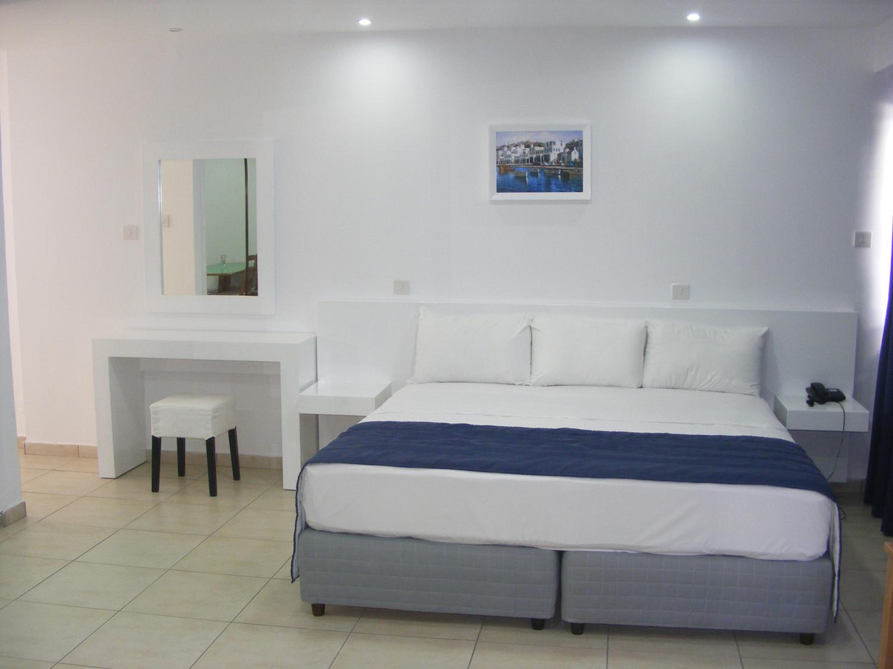 Studio with Terrace - Aktaion