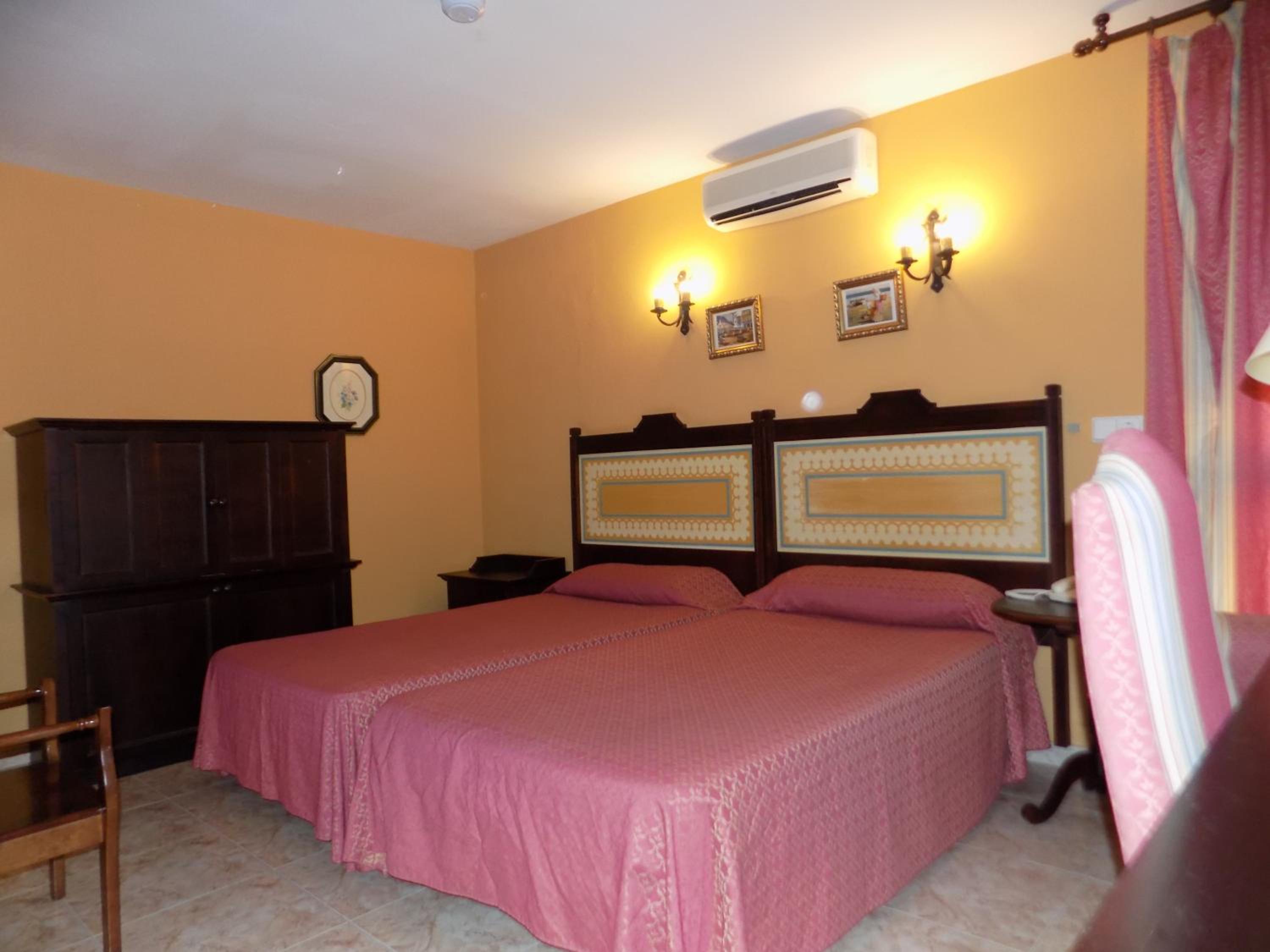 Quadruple Room (4 Adults)