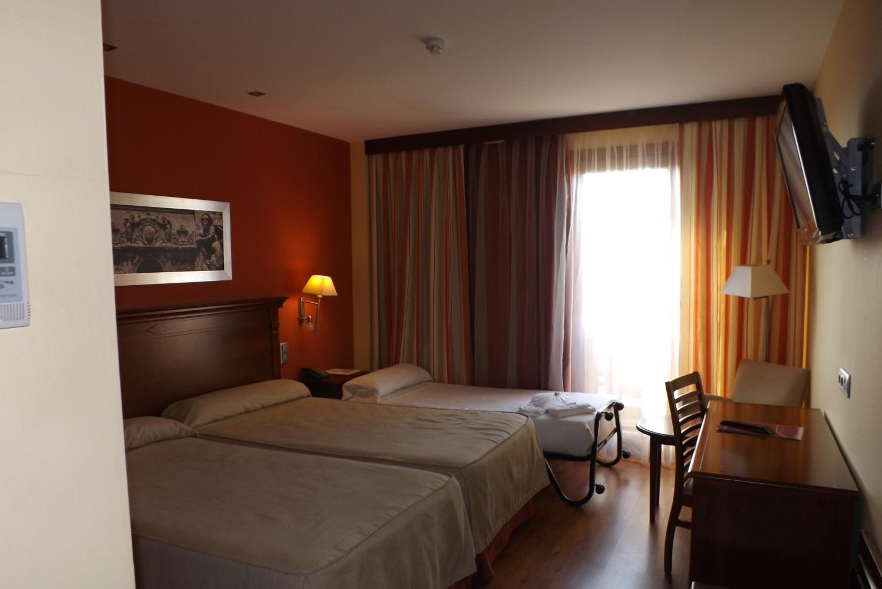 Double or Twin Room with Extra Bed