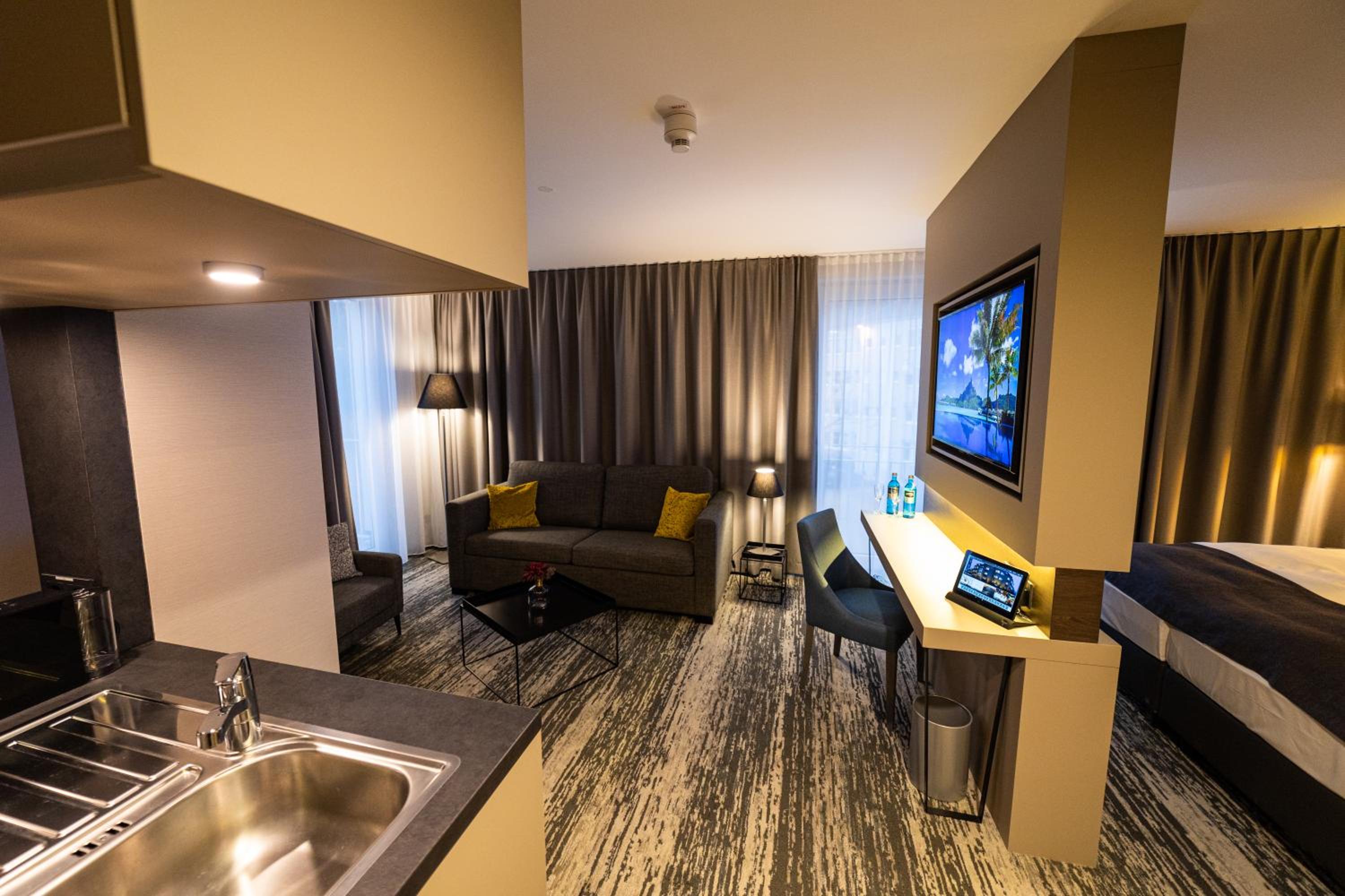 Superior Apartment Annex