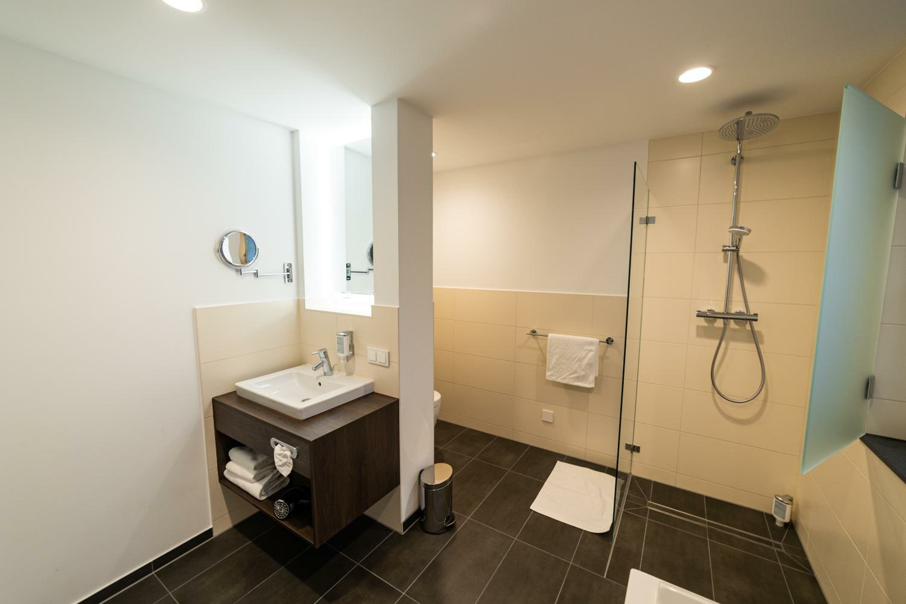 Superior Apartment Annex