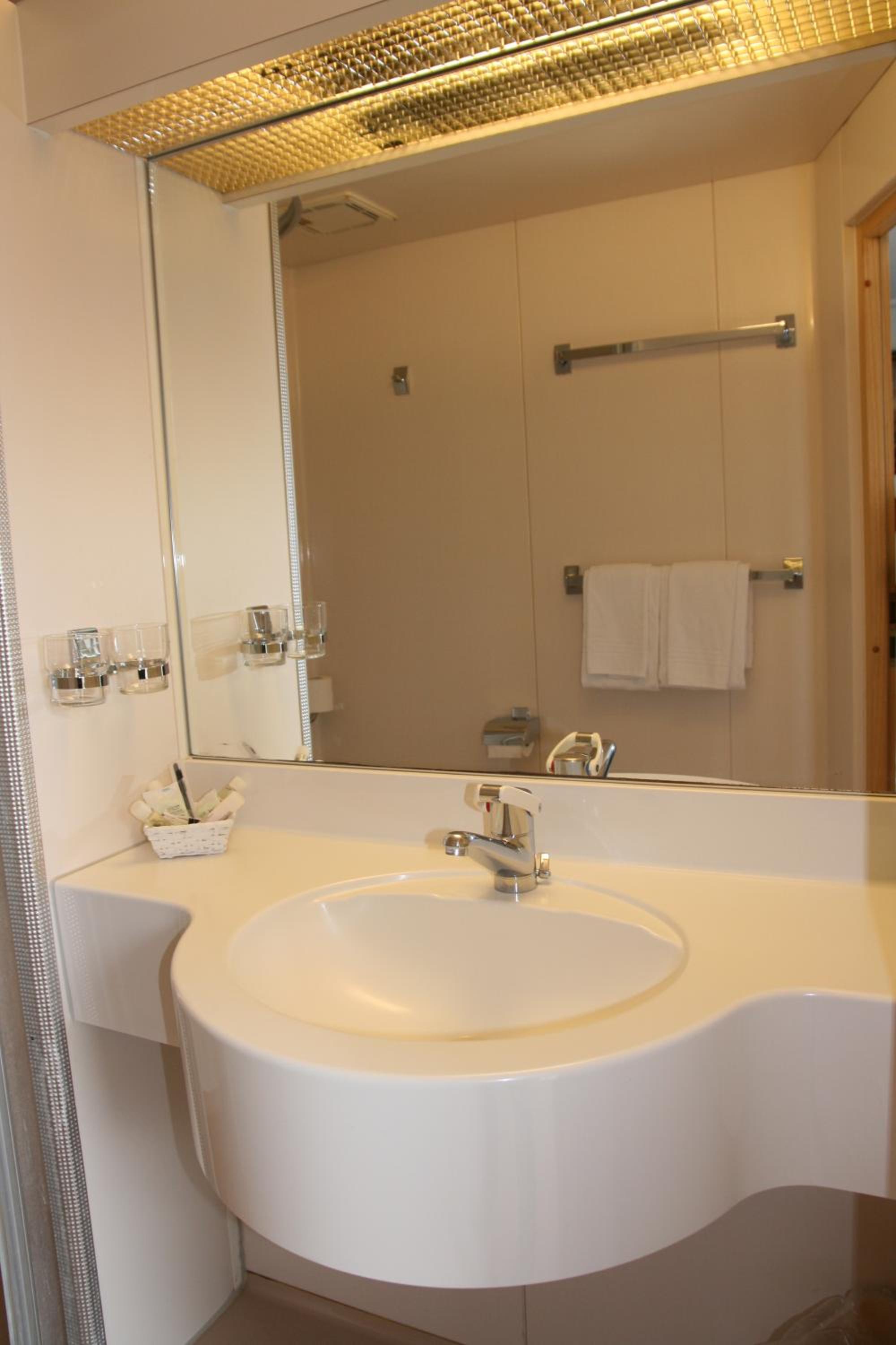 Double Room with Lake View