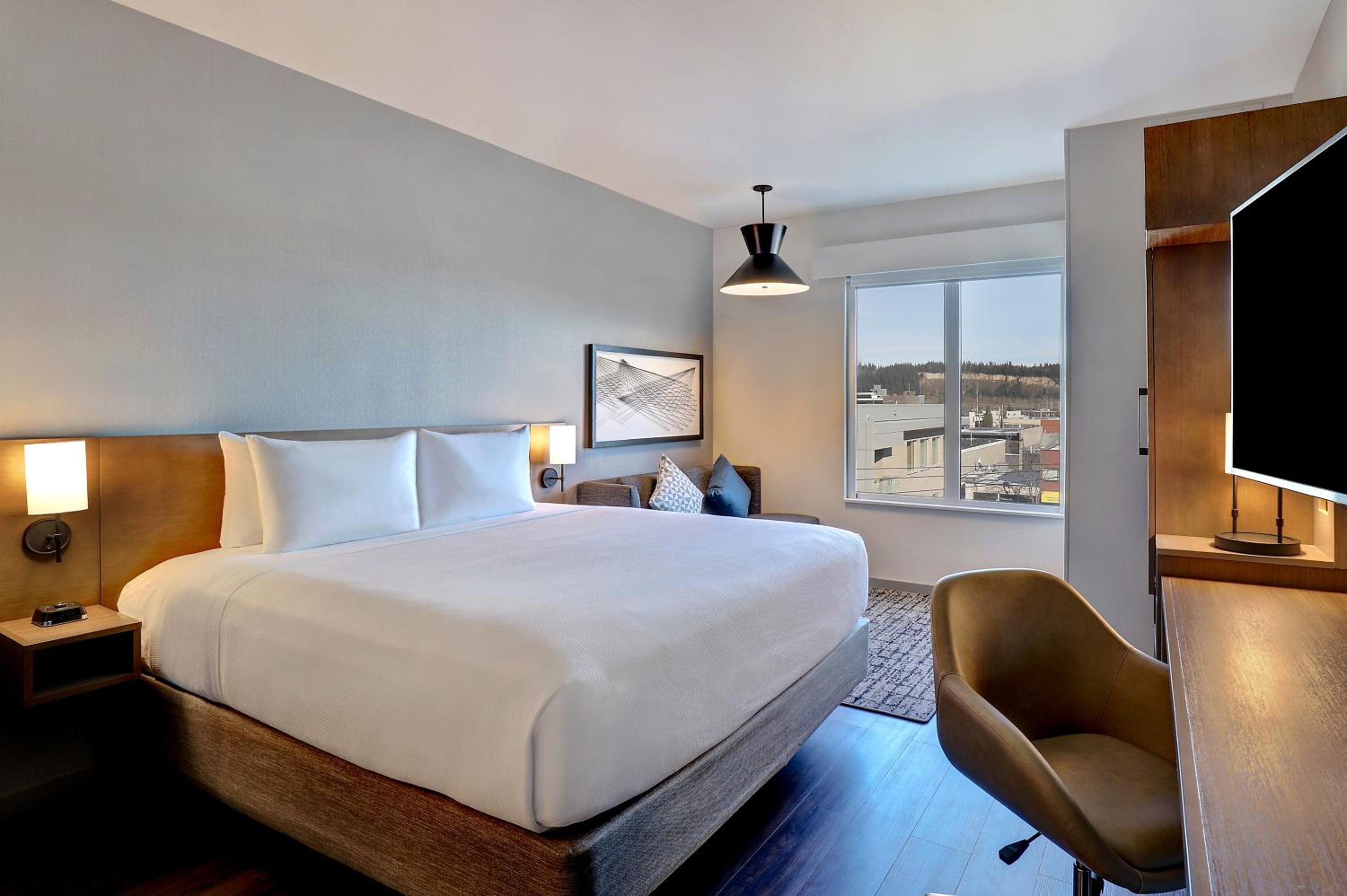 King Room with Sofa Bed