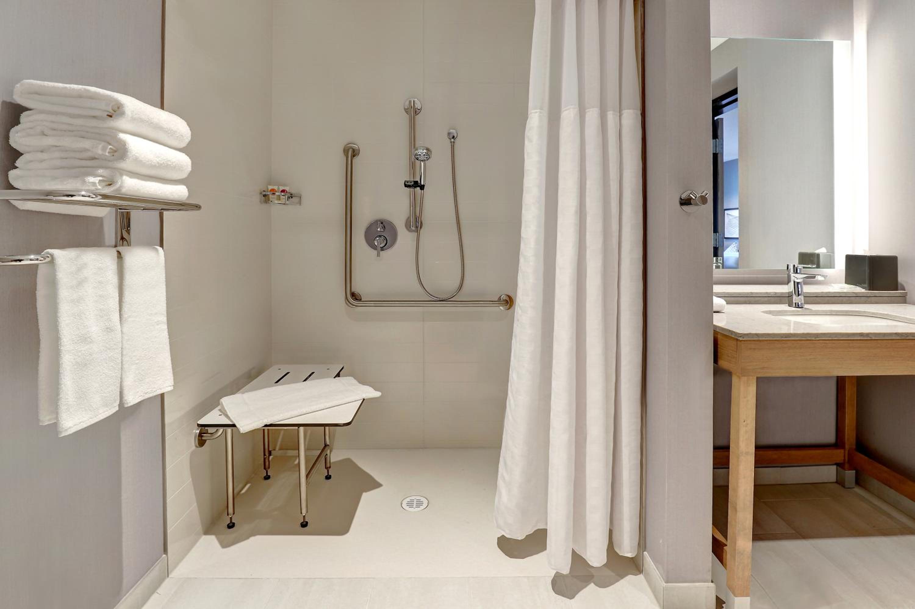 Queen Room with Two Queen Beds, Sofa Bed and Roll-in Shower - Disability Access