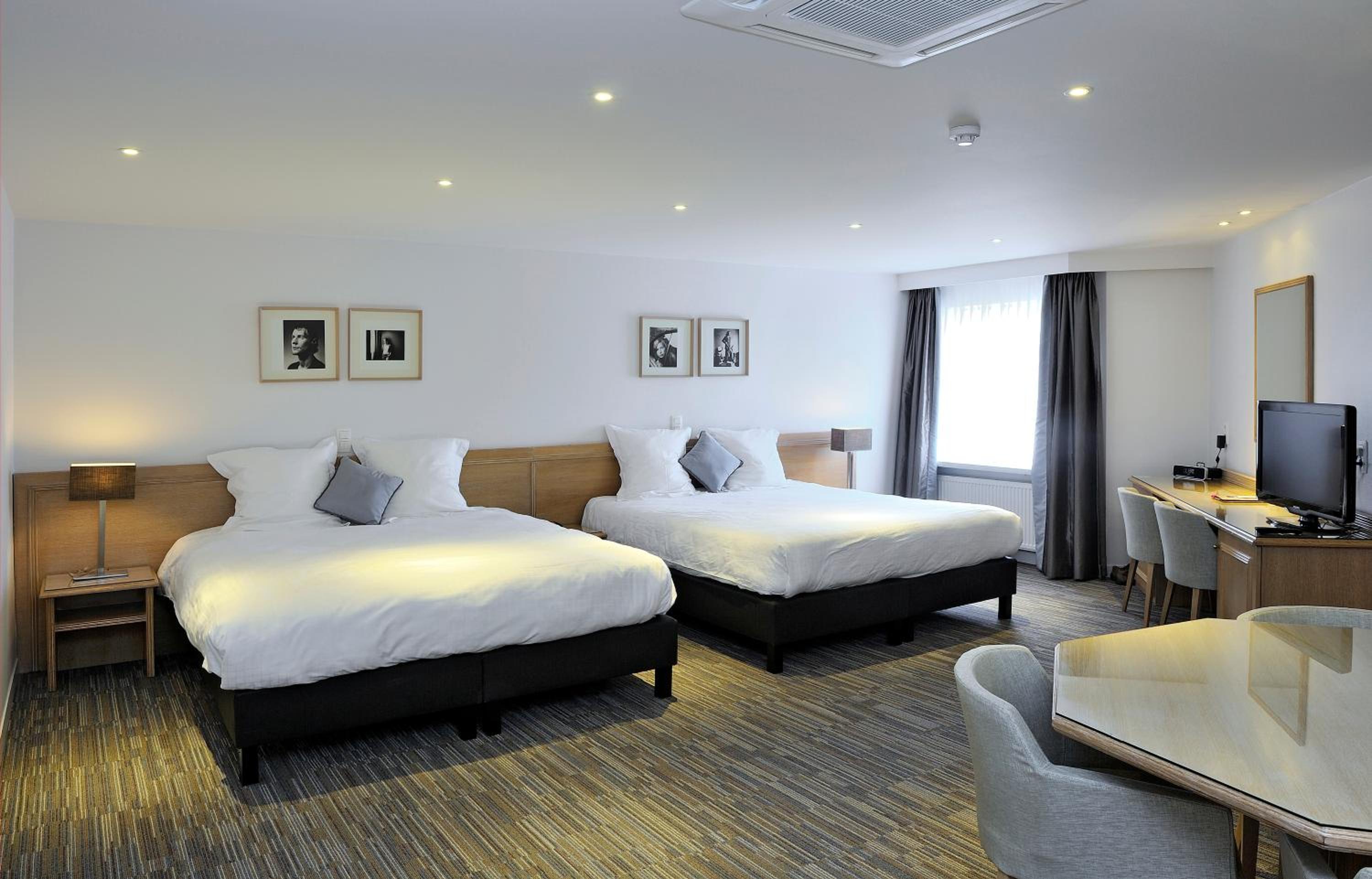 Standard Family Room