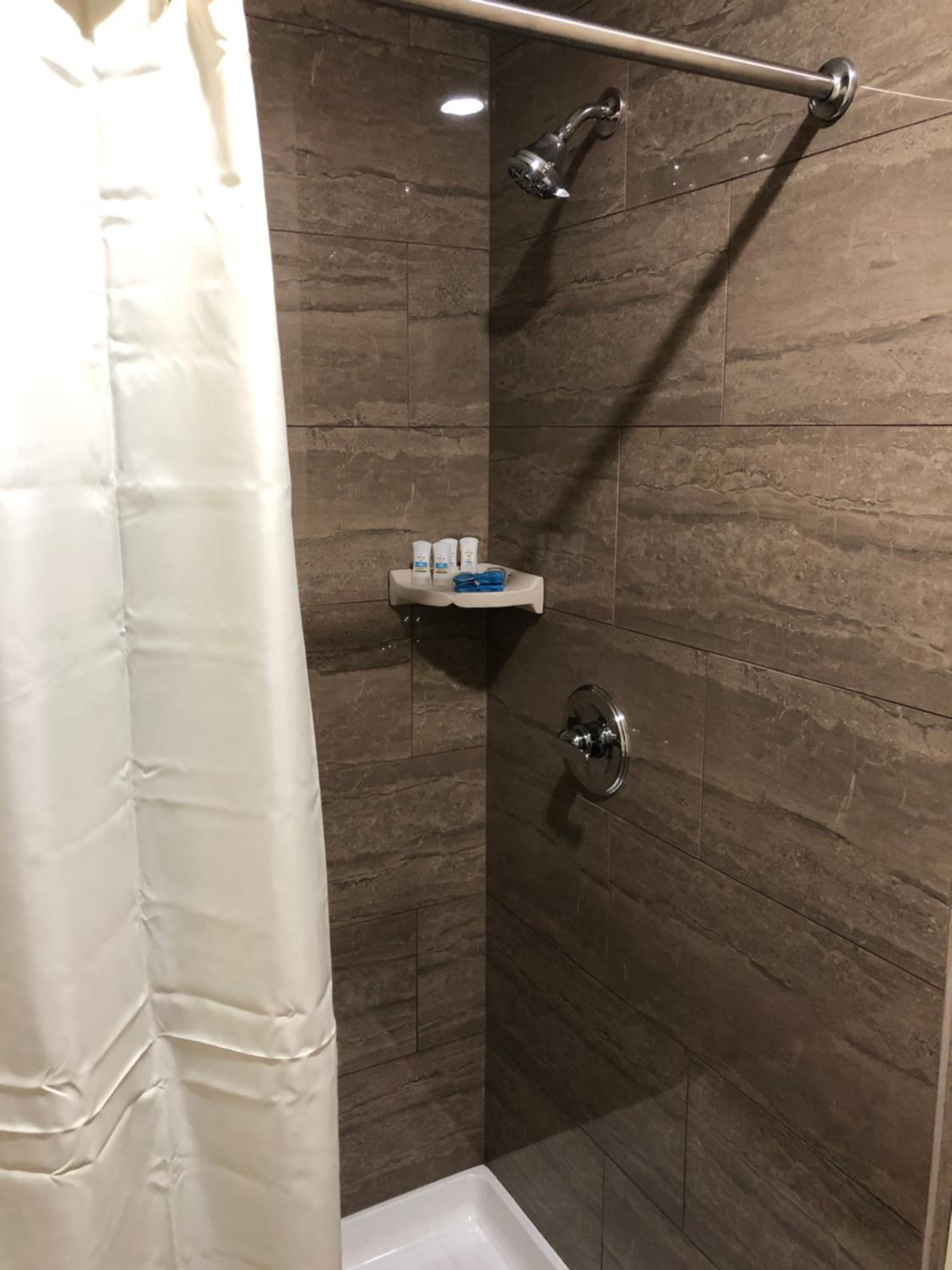 Double Queen with Sofa Bed