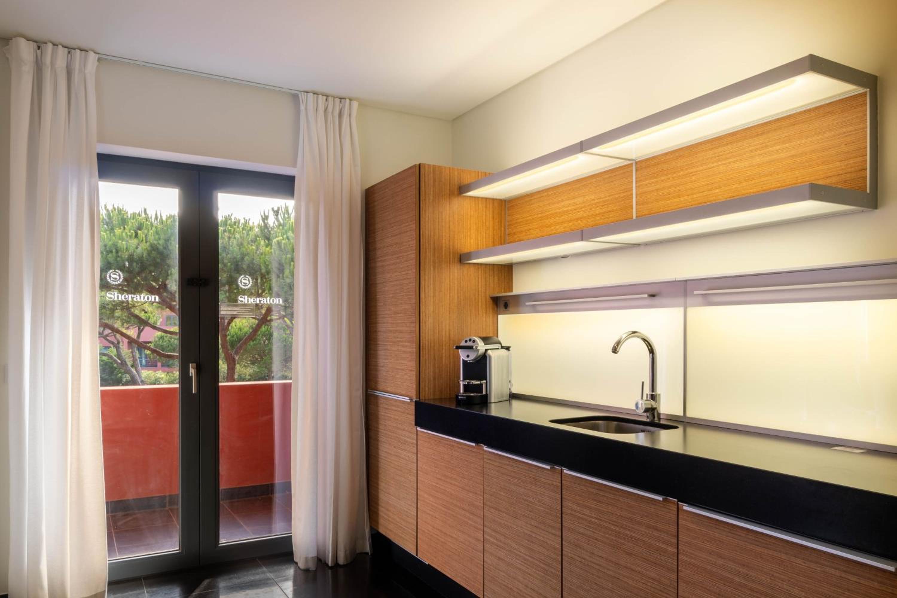 Superior Two-Bedroom Suite with Balcony and Garden View