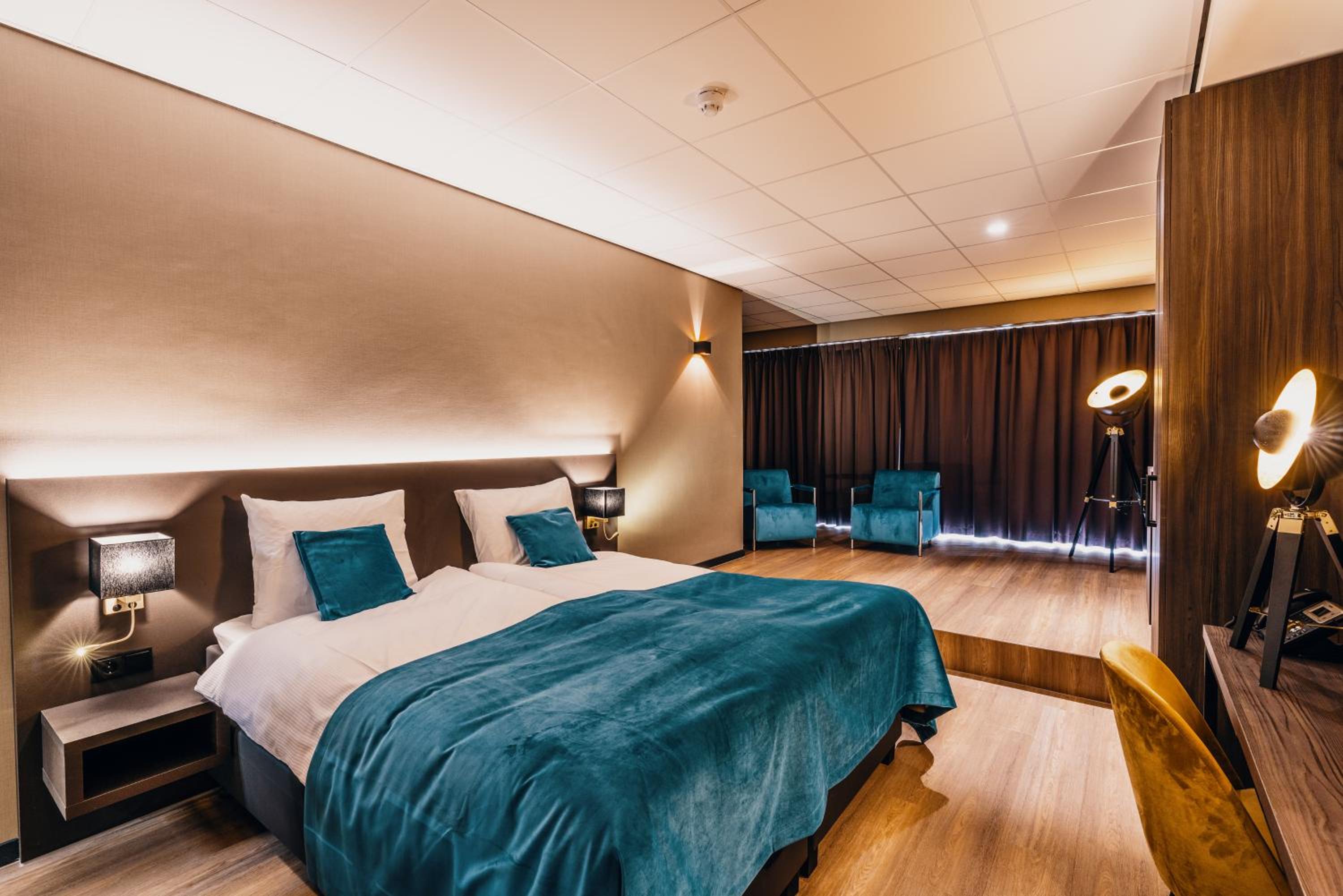 Deluxe Double Room with Bath