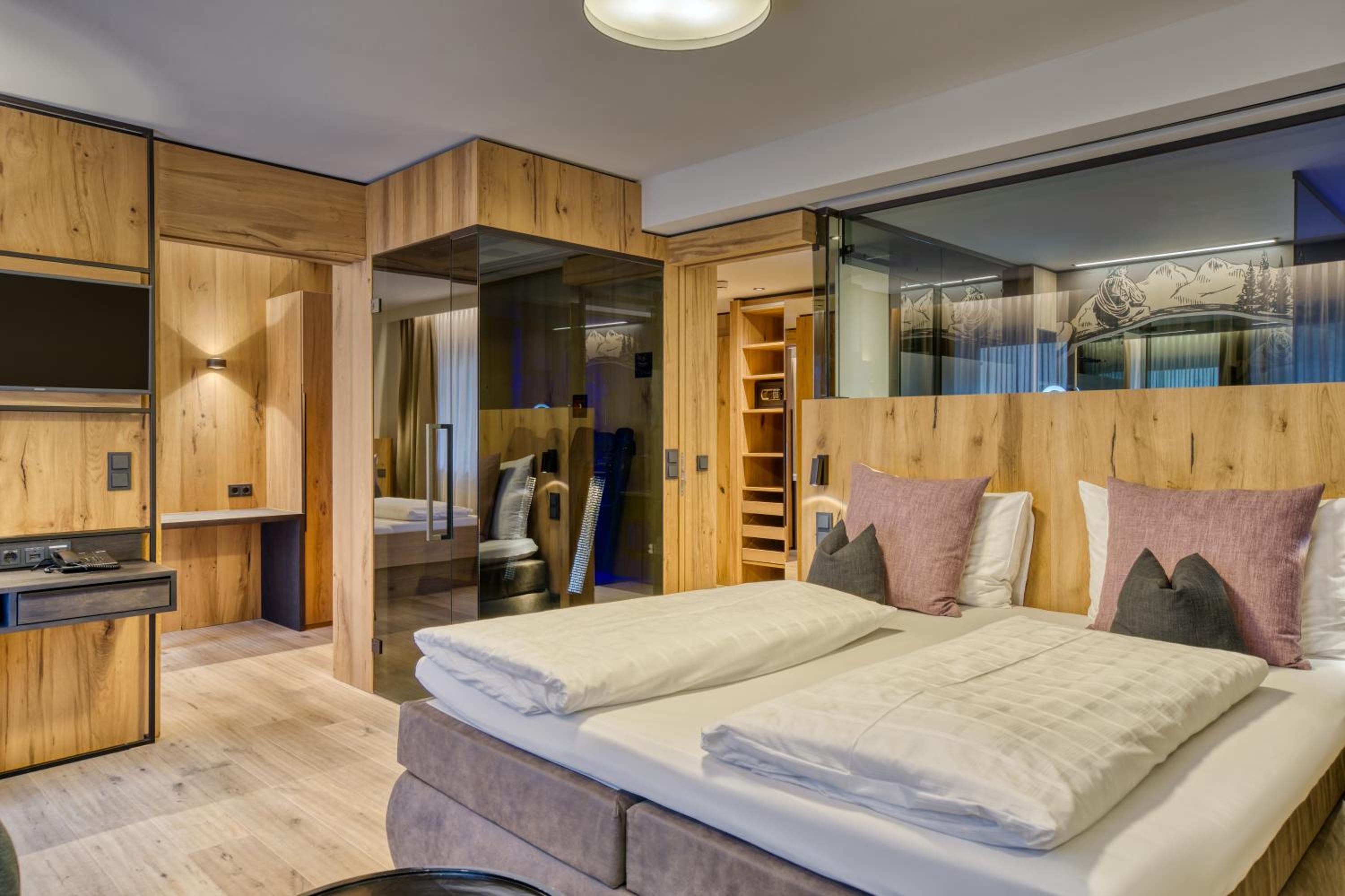 Suite with Mountain View