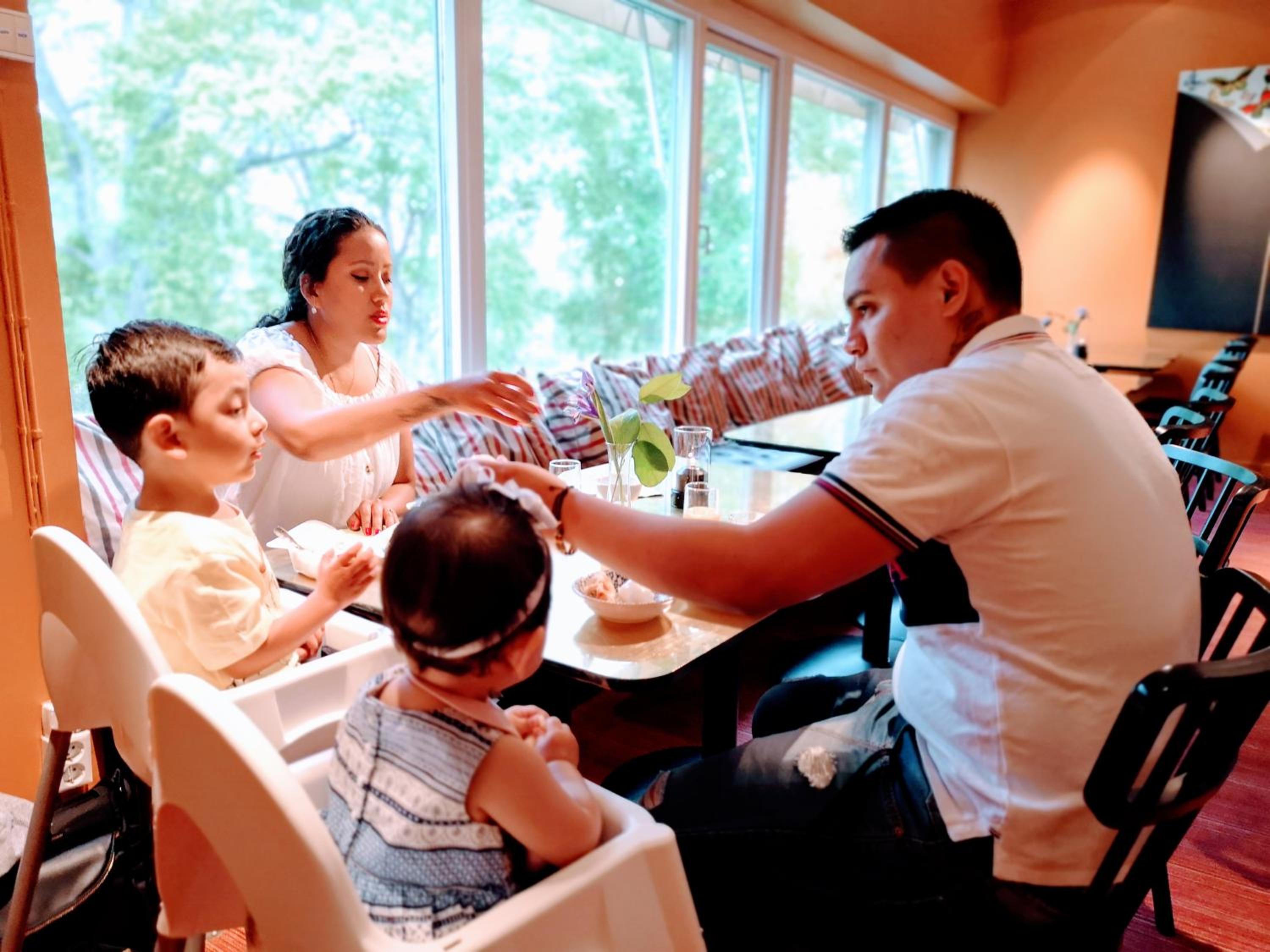 Family Room (2 Adults + 2 Children)