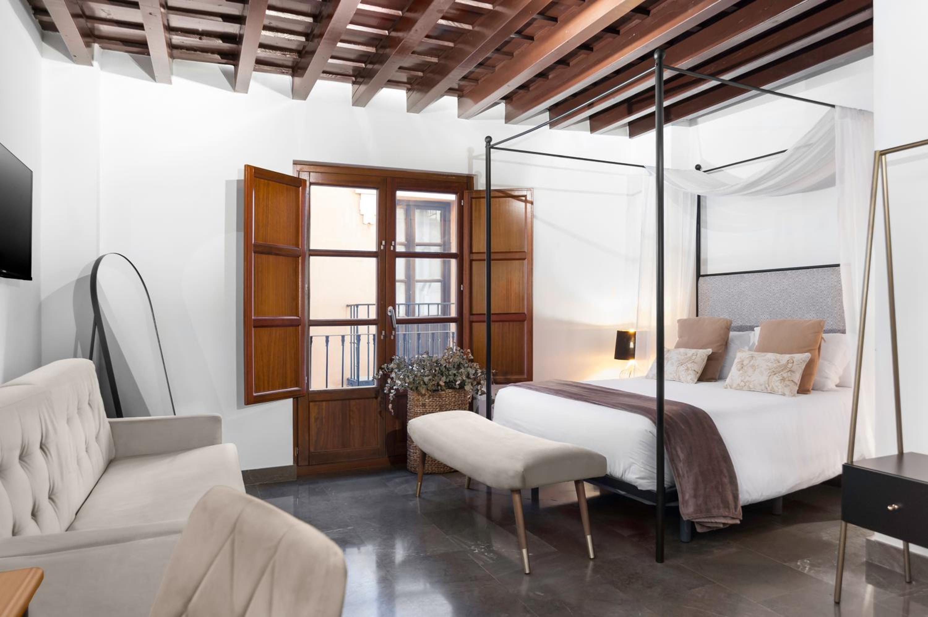 Superior Family Room