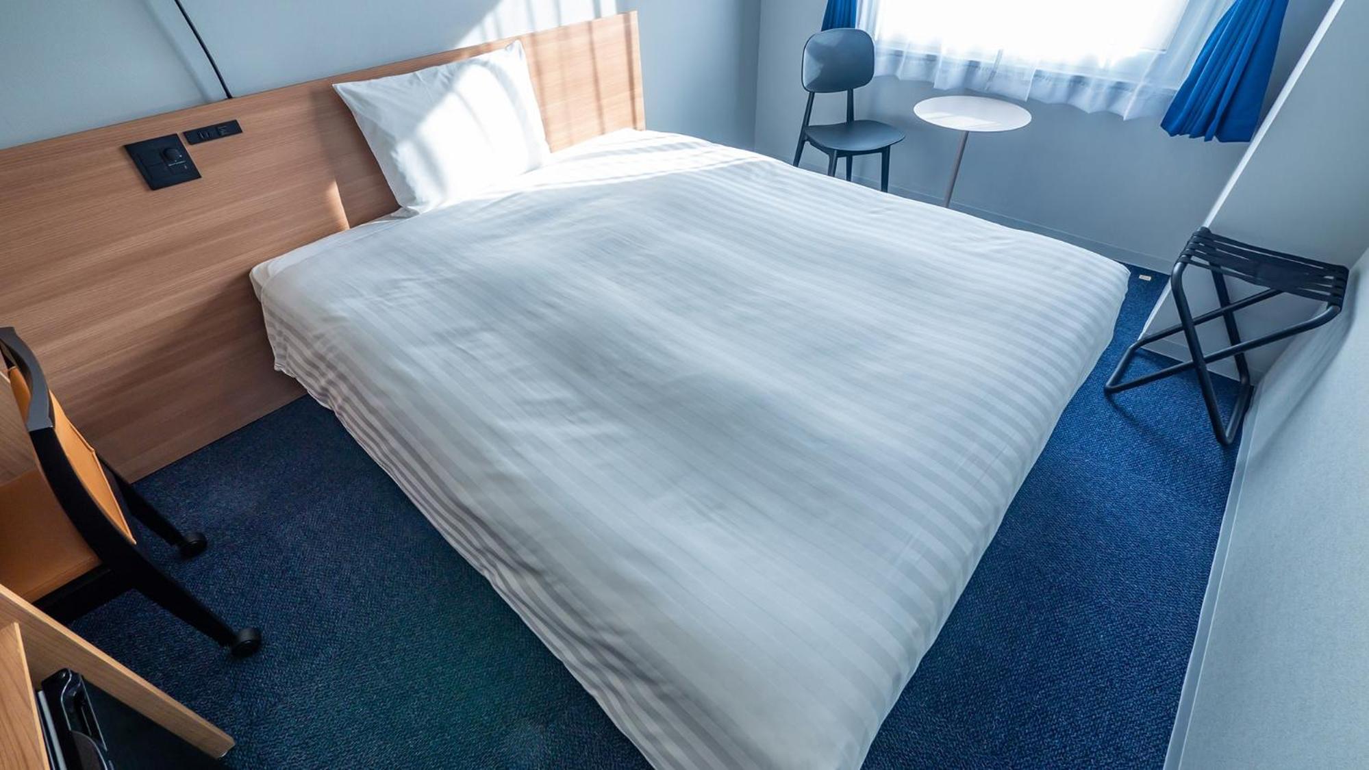 Deluxe Double Room (1 adult + 1 child) - Non-Smoking