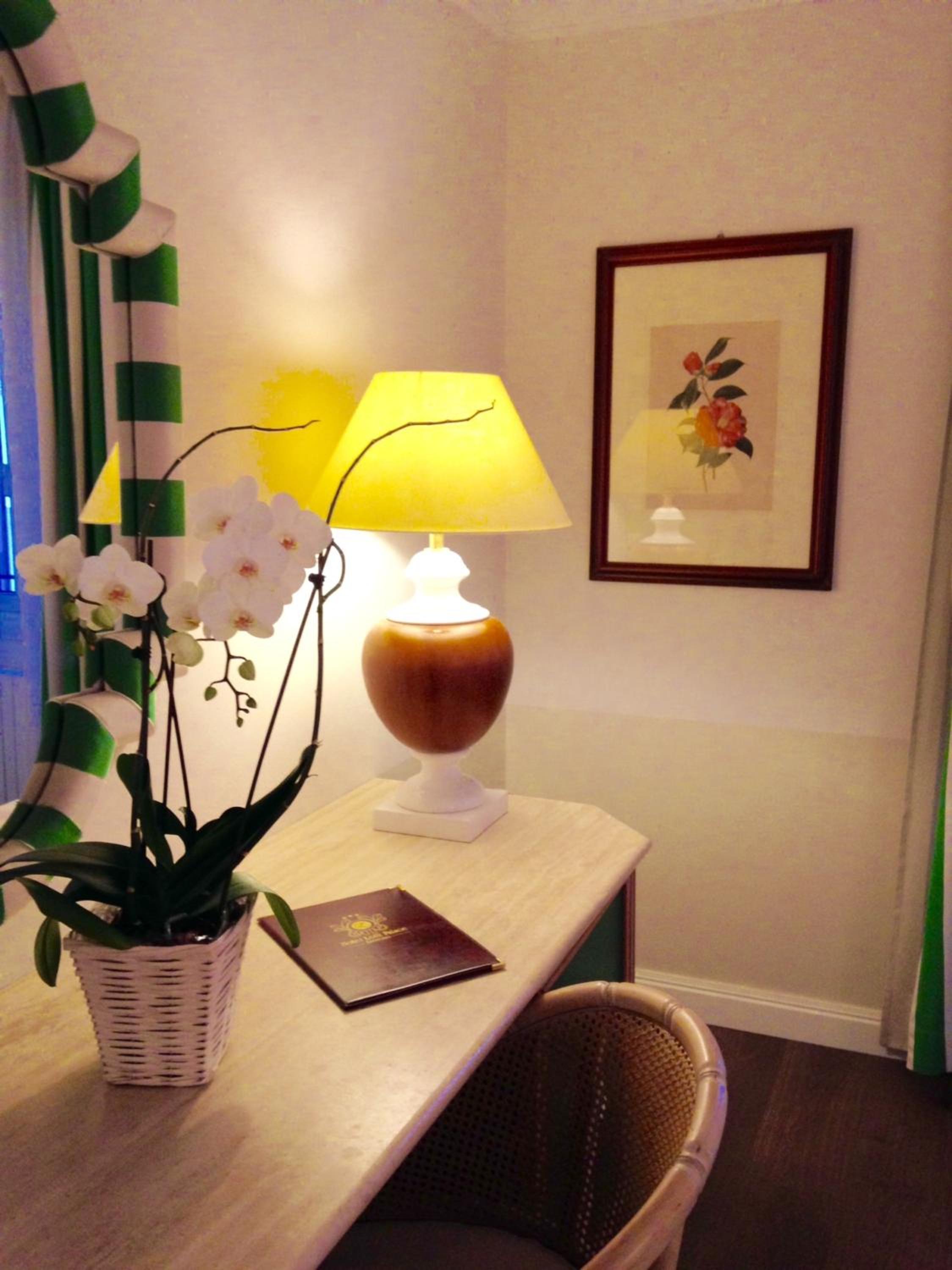 Double or Twin Room with Side Sea View