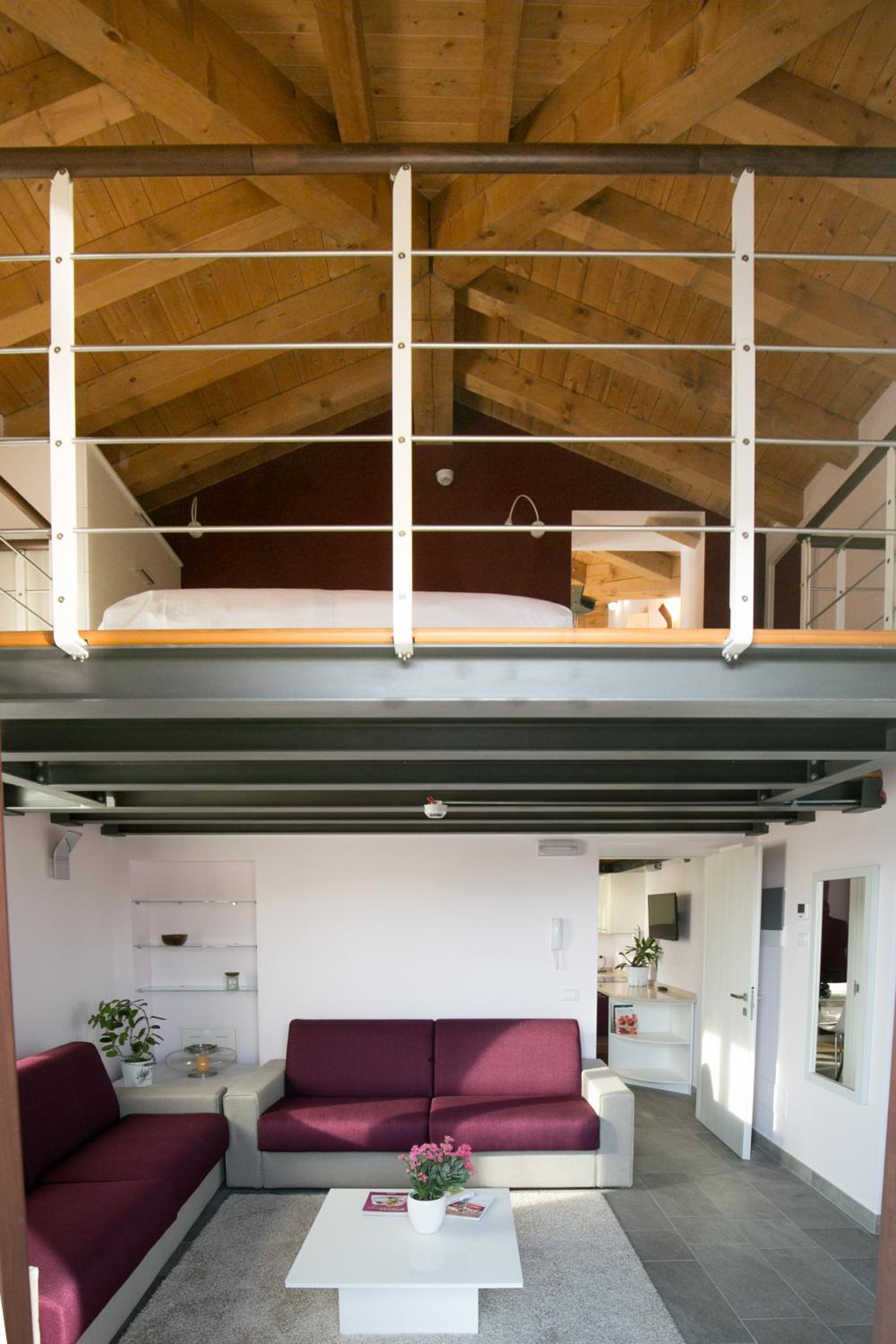 Apartment - Split Level with Naviglio view