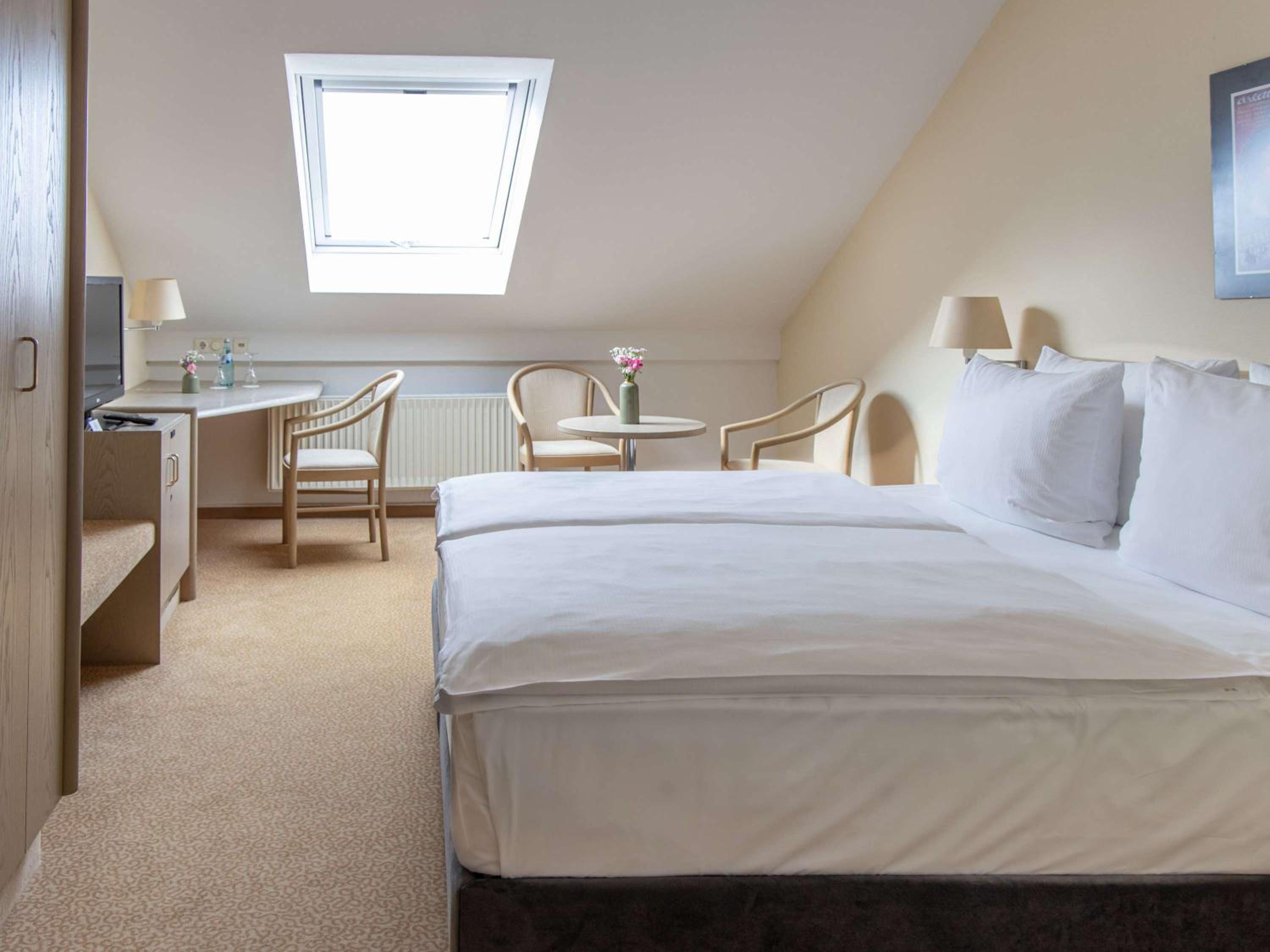 Classic Double Room