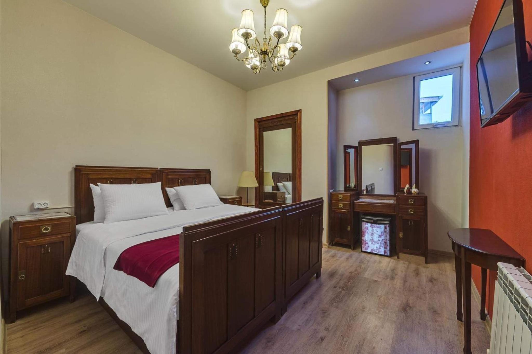 Deluxe Double or Twin Room with Balcony