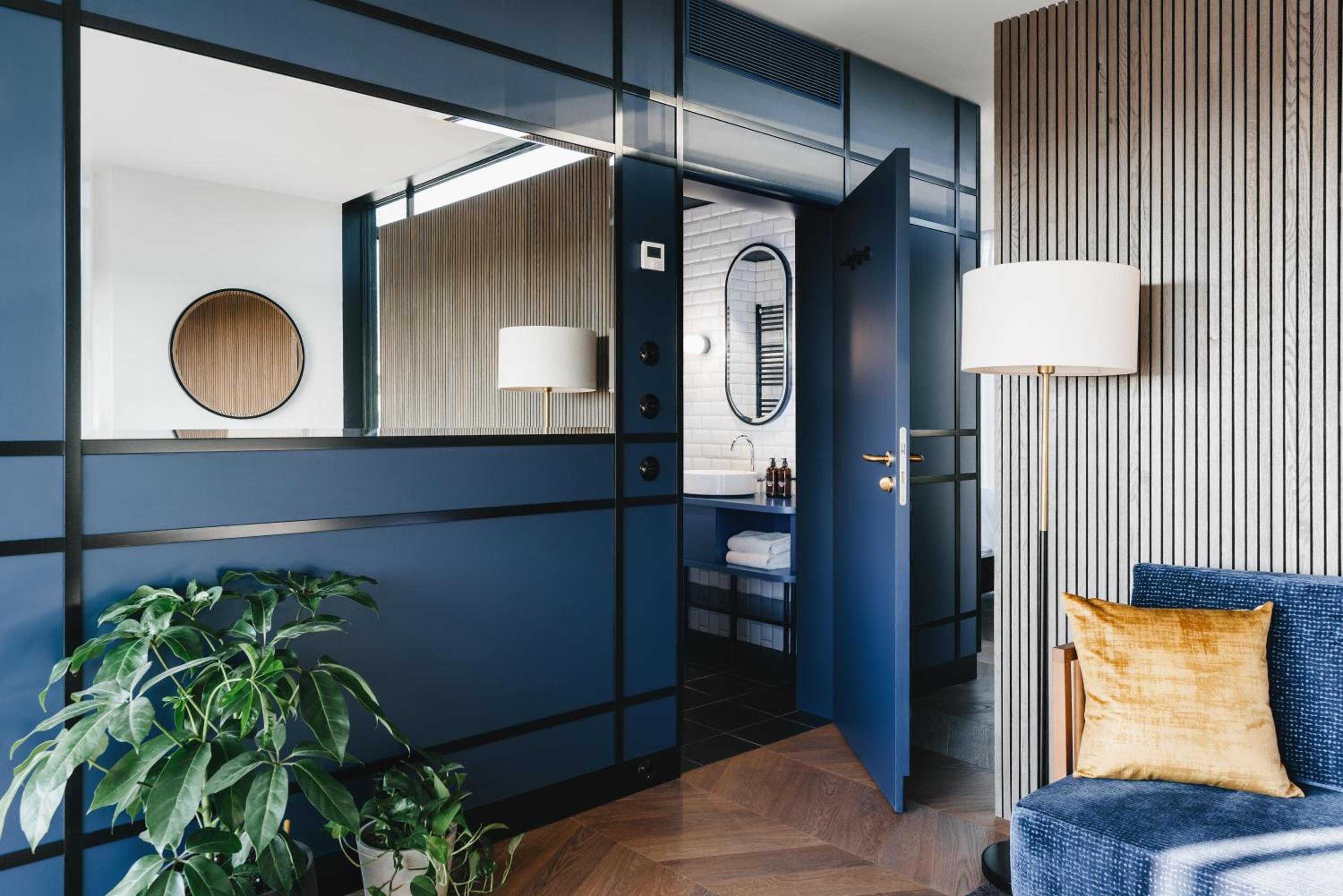 Suite with City View