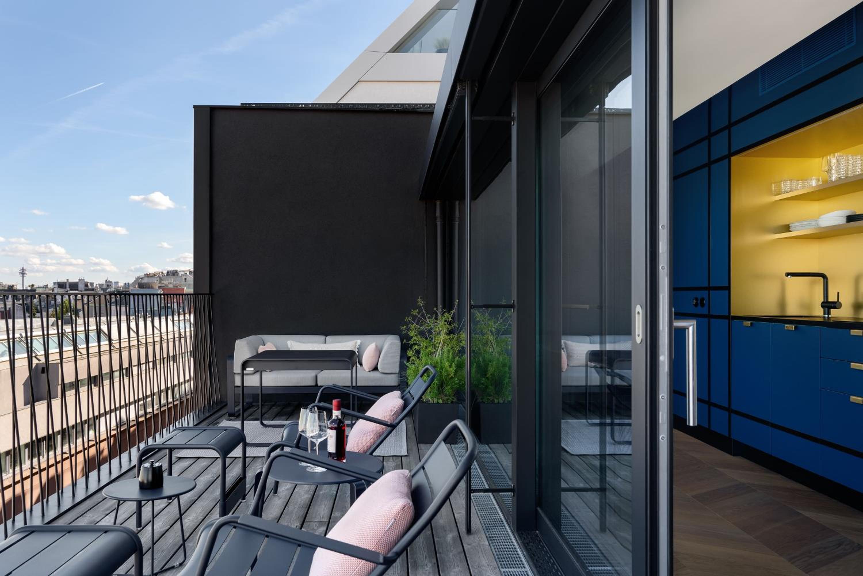 Suite with City View