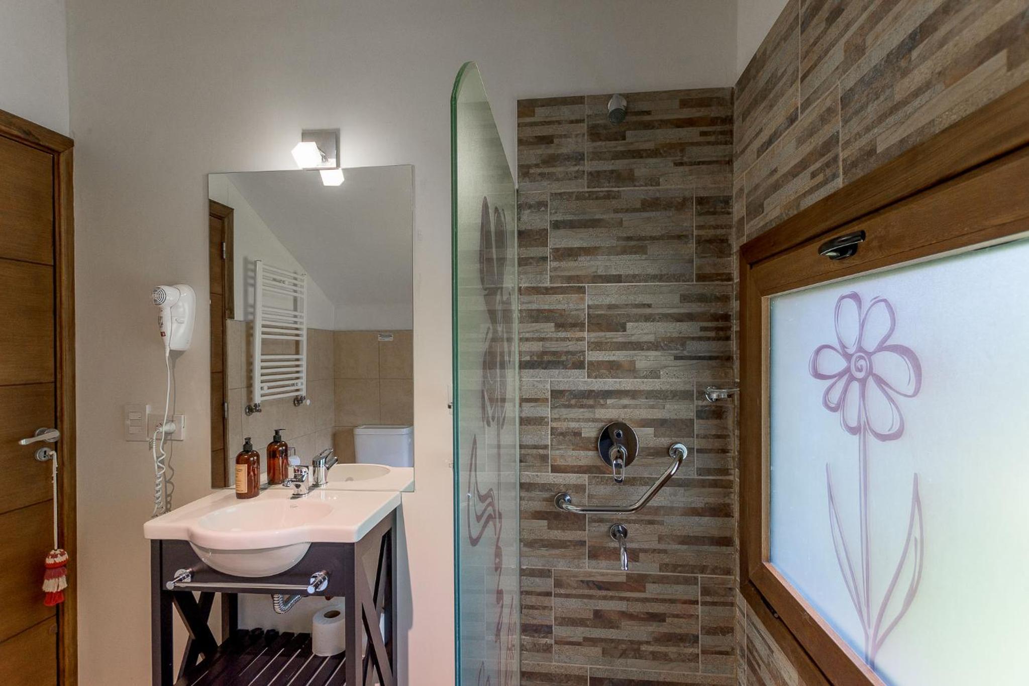 Deluxe Bungalow with Garden View