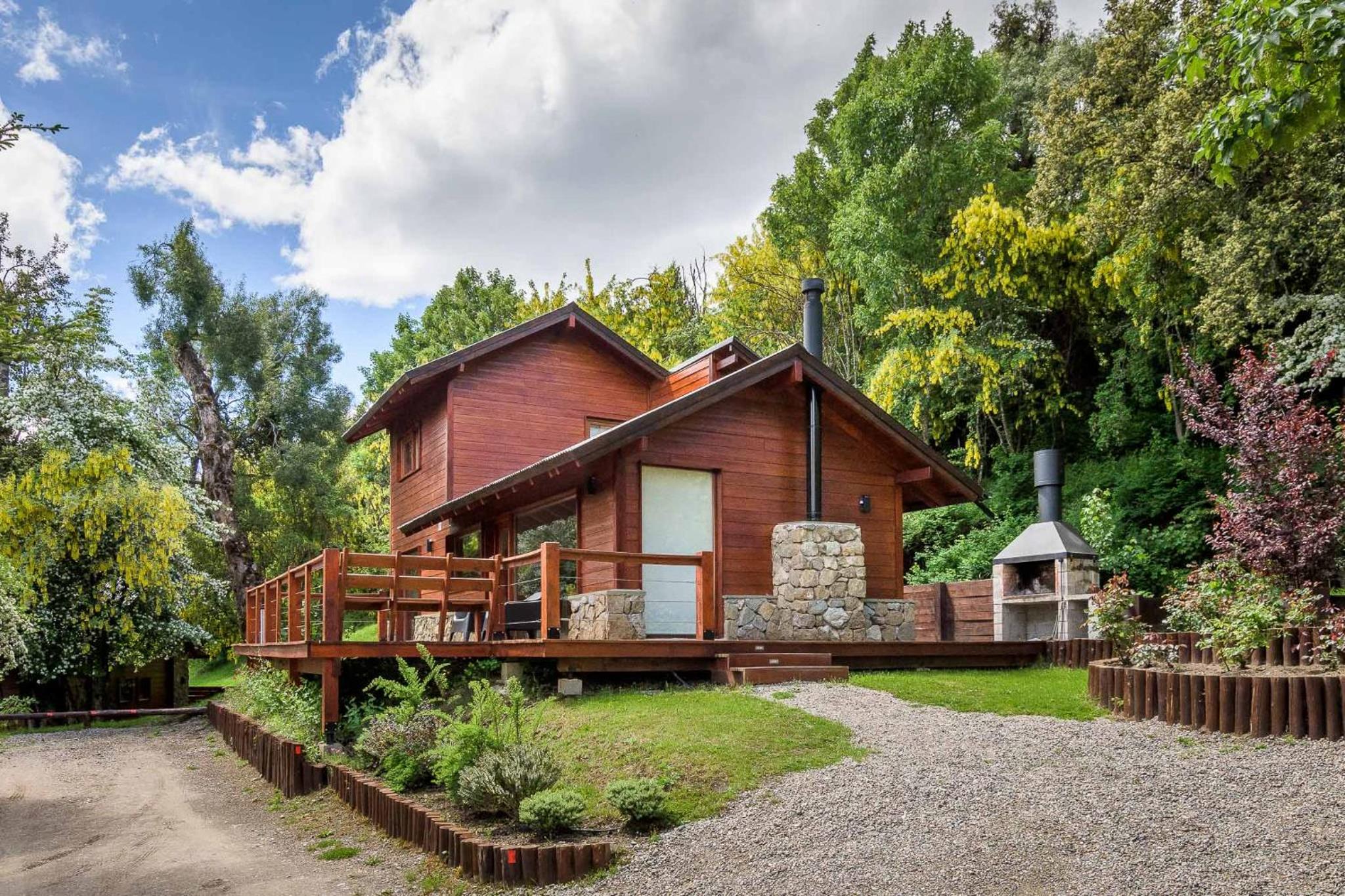 Deluxe Bungalow with Garden View