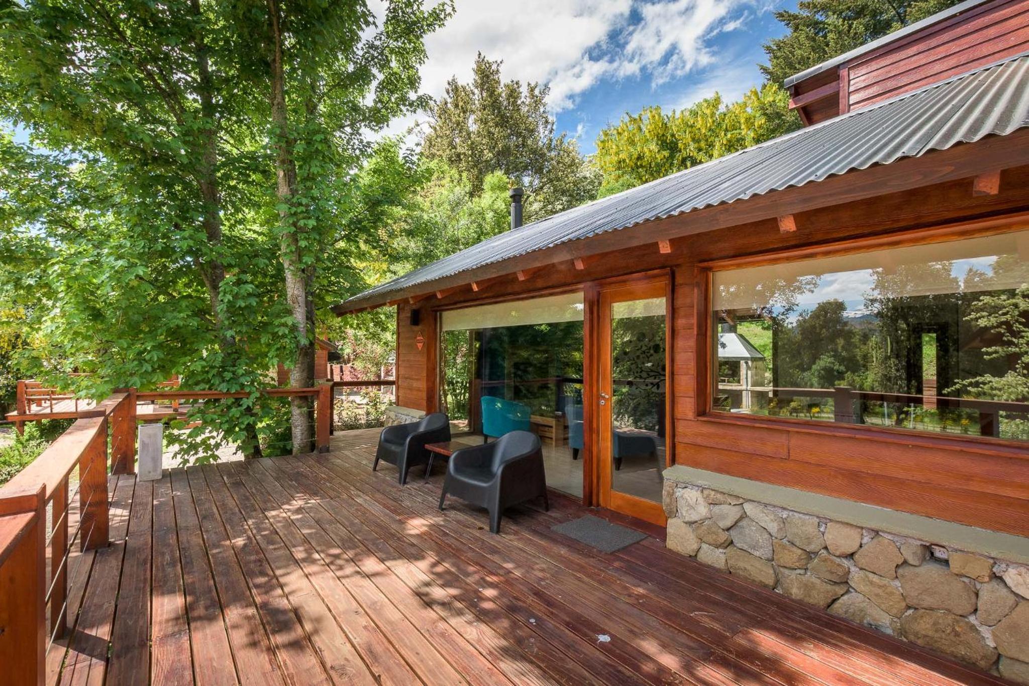 Deluxe Bungalow with Garden View