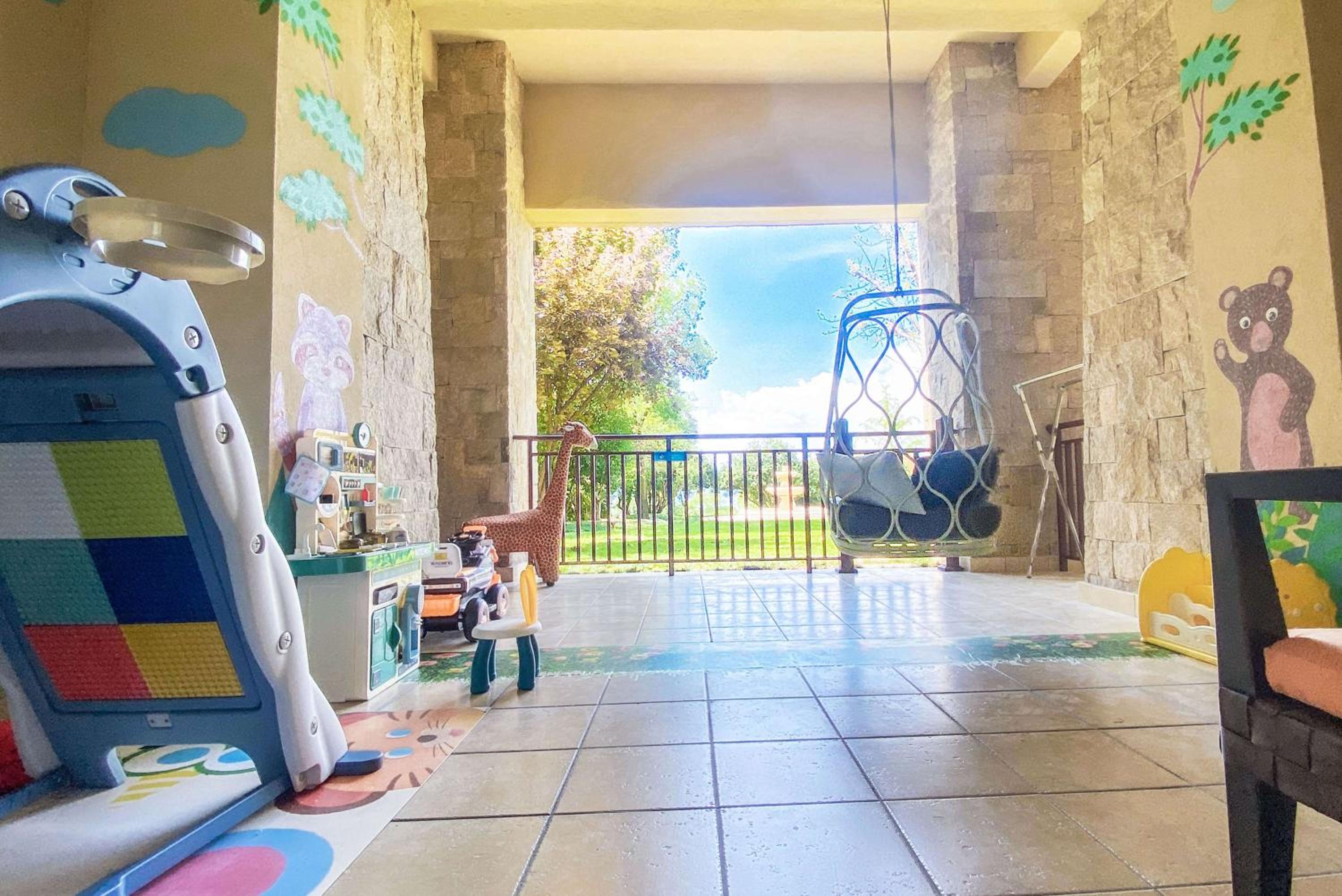 Family King Room With Garden View