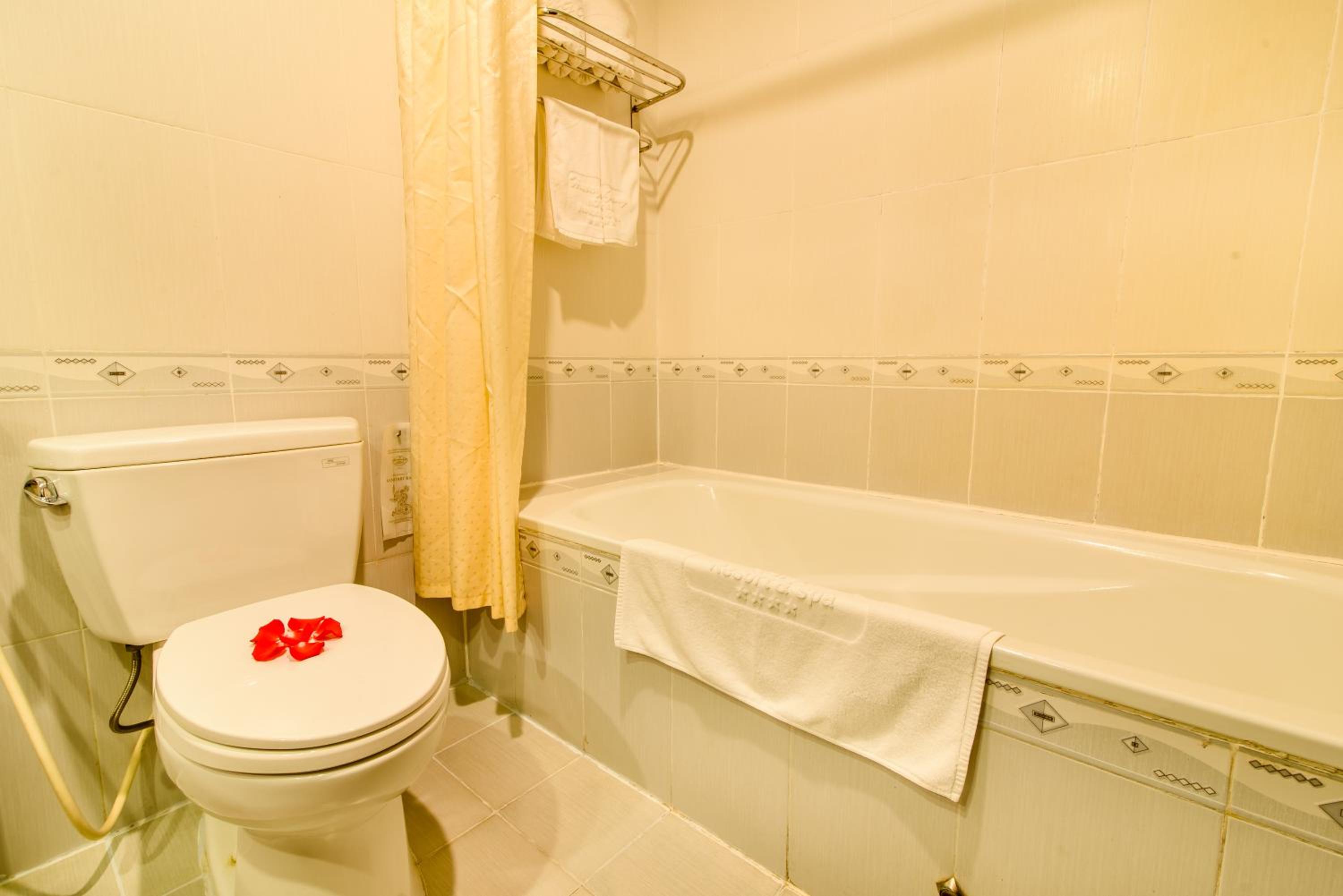 Deluxe Double Or Twin Room With Garden View