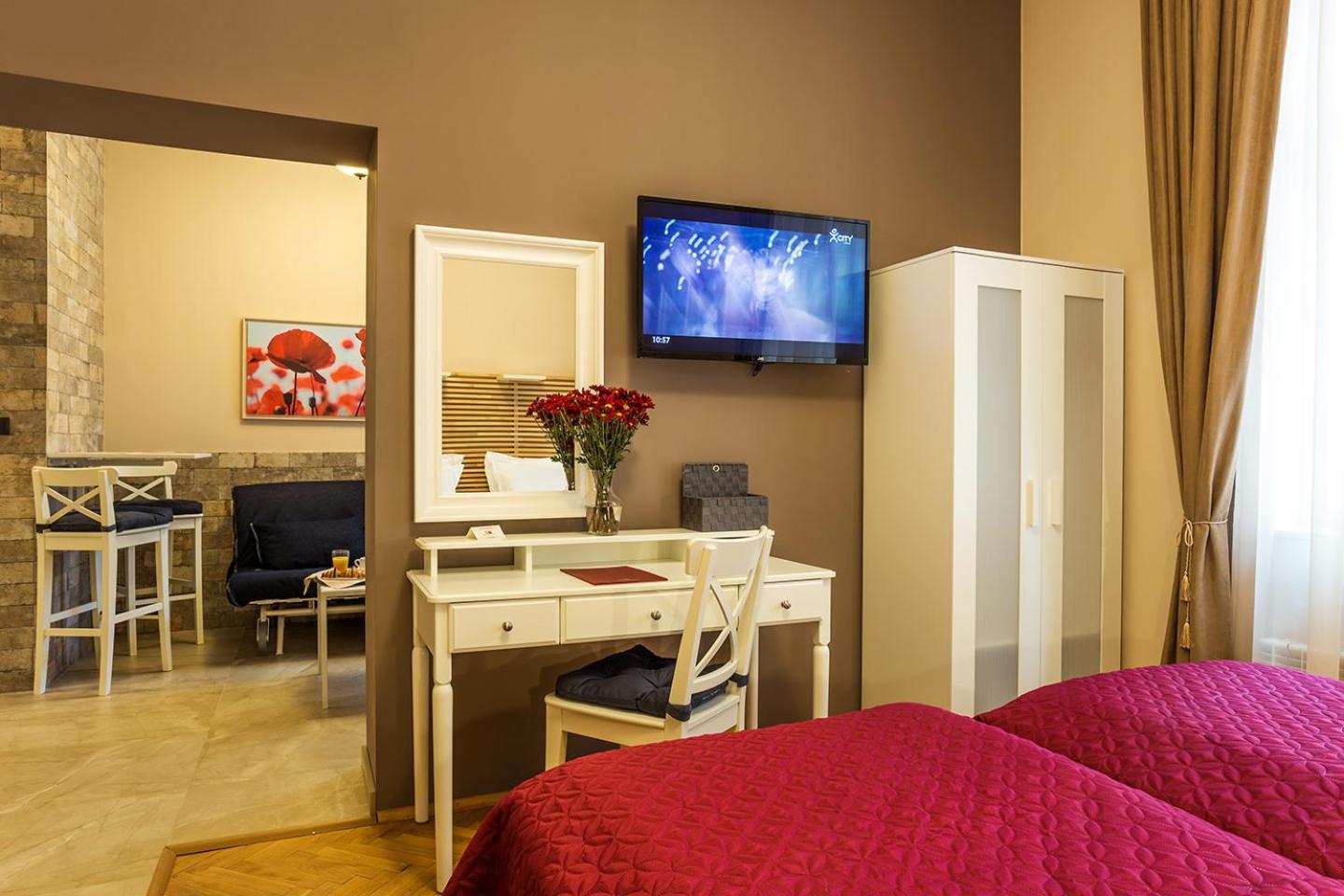 One-Bedroom Apartment