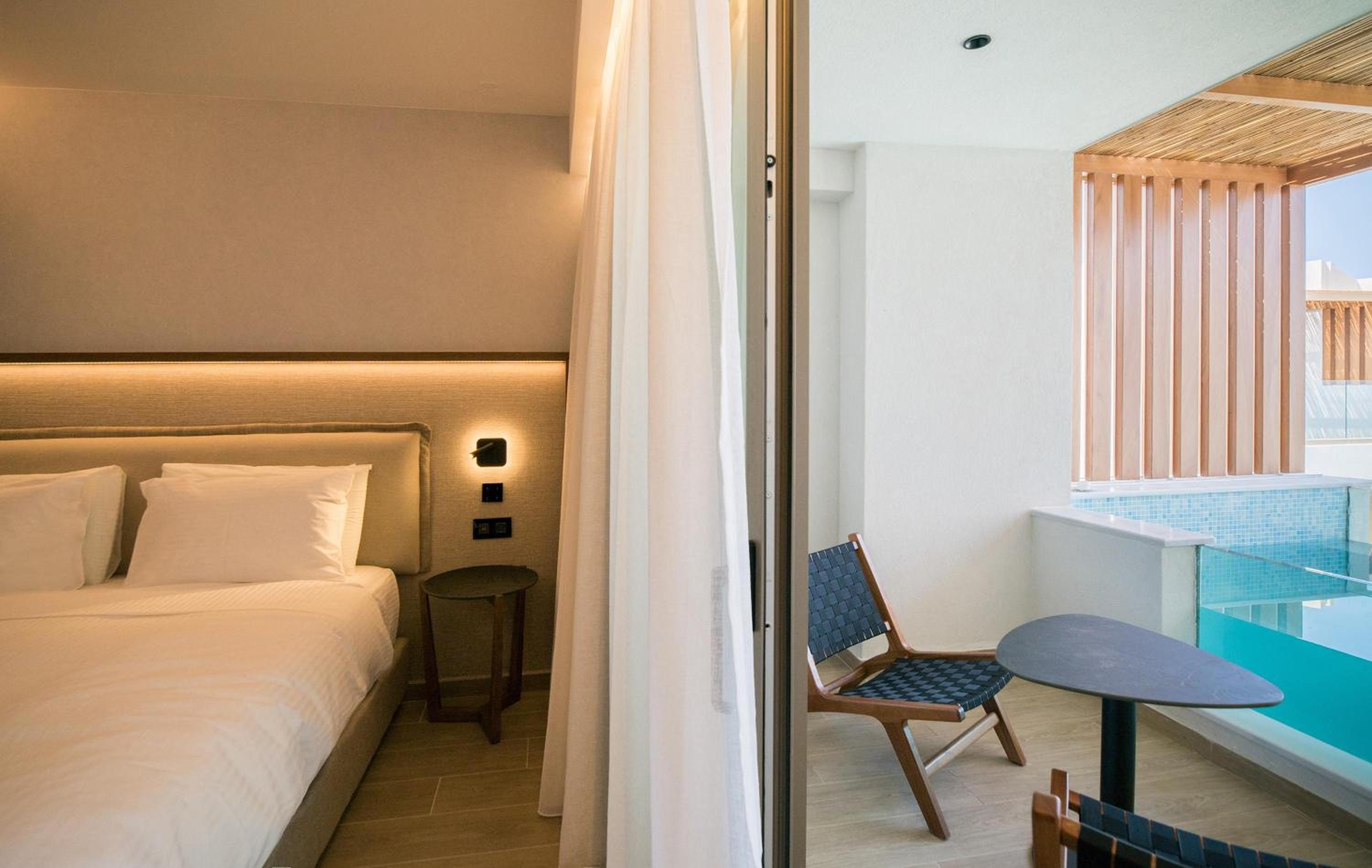 Urban Chic City View Heated Plunge Pool