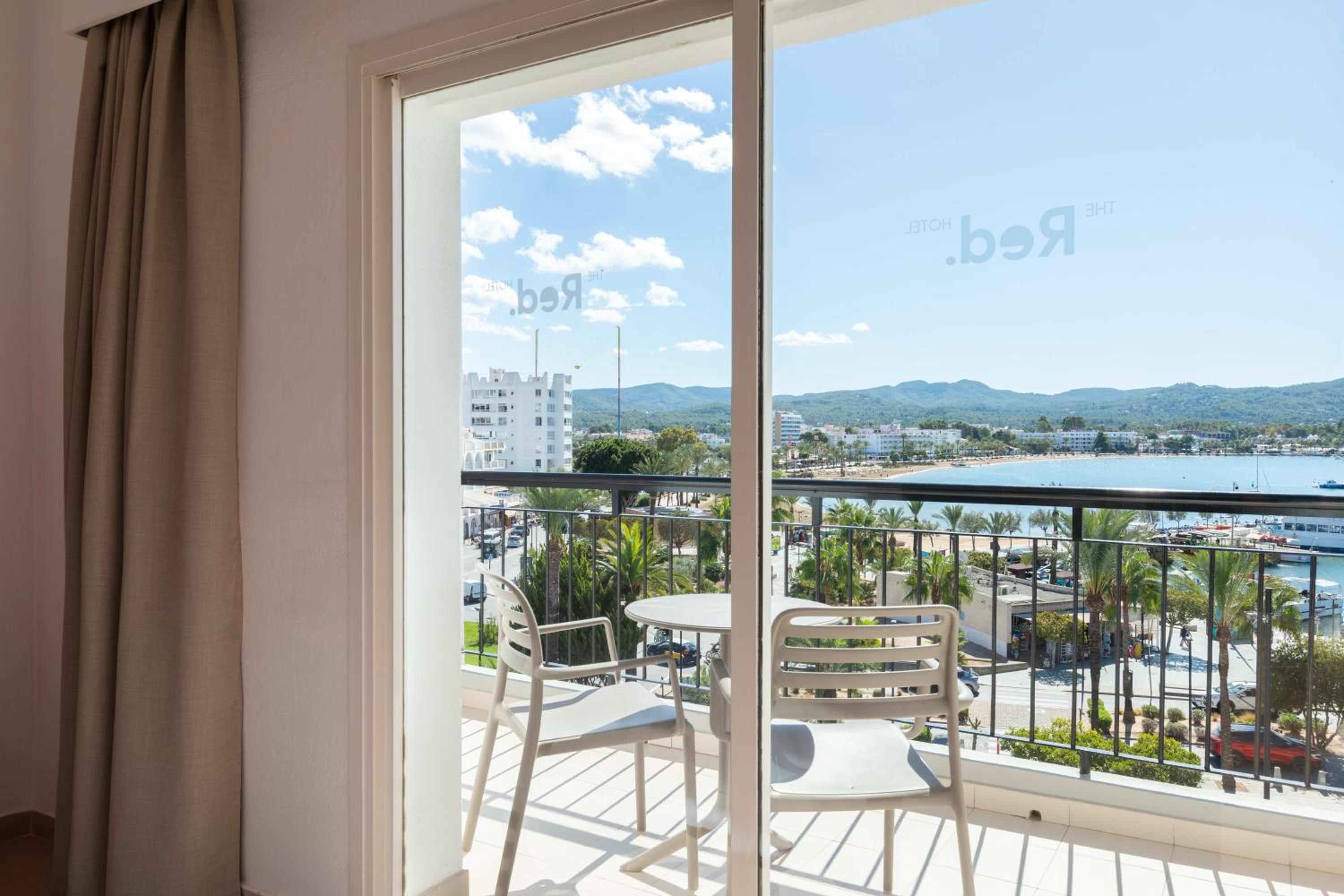 Twin Room with Sea View