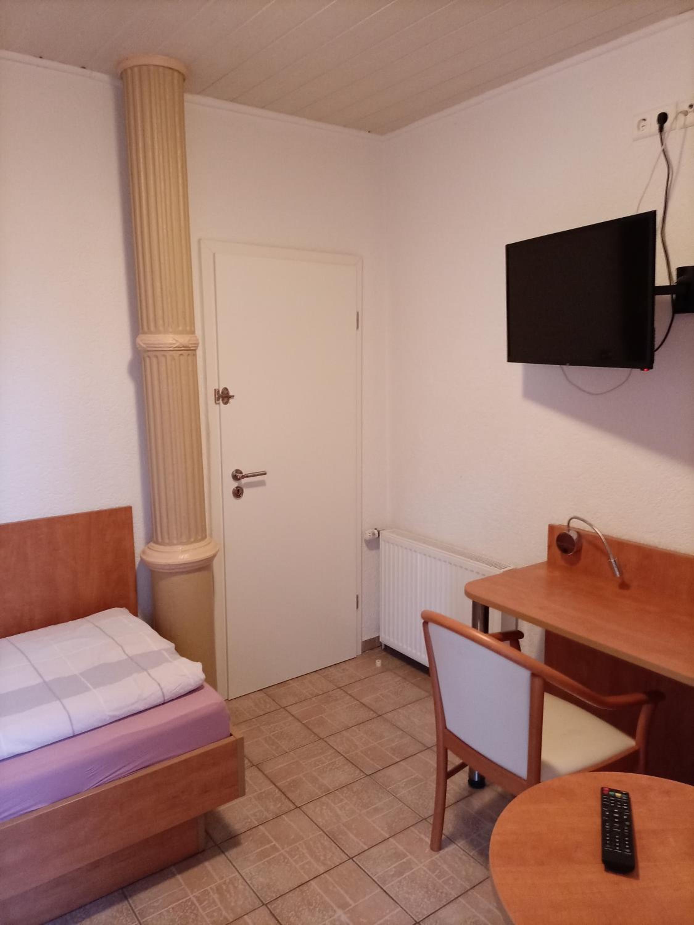Apartment (3 Adults)